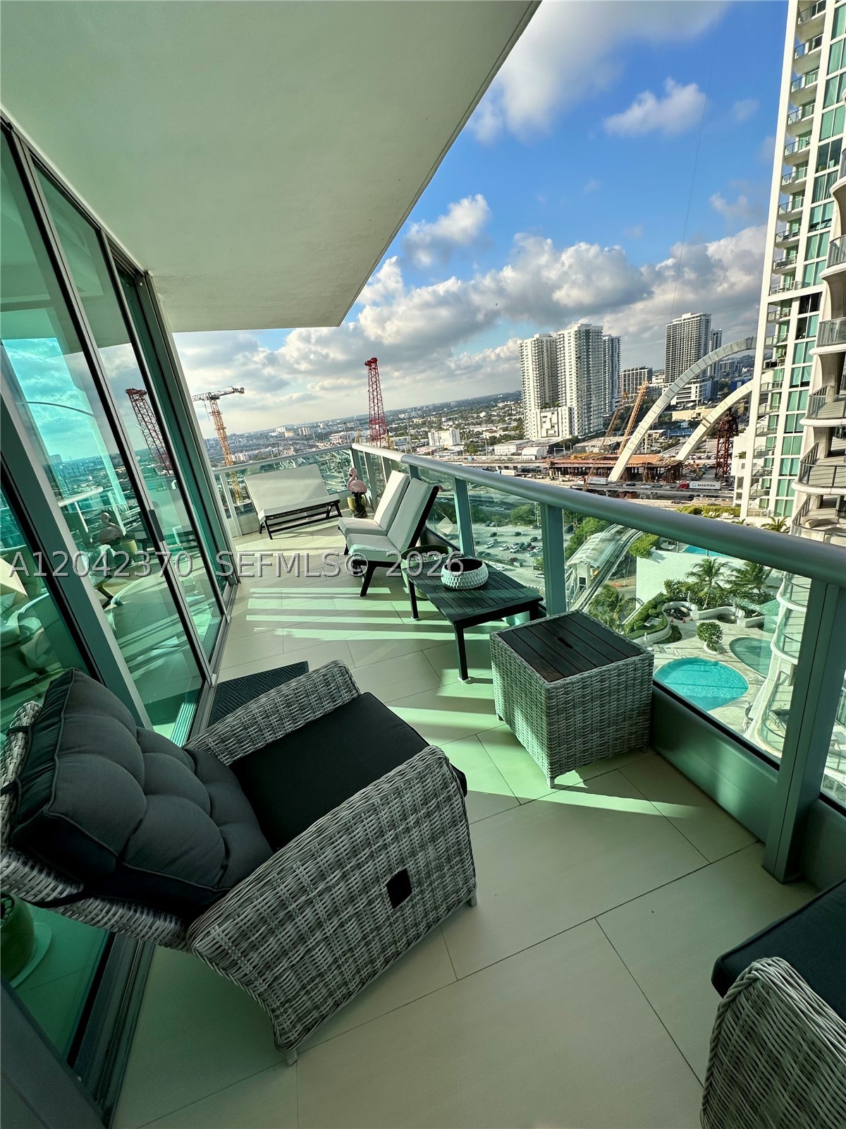 900 Biscayne Blvd #2312, Miami FL 33132