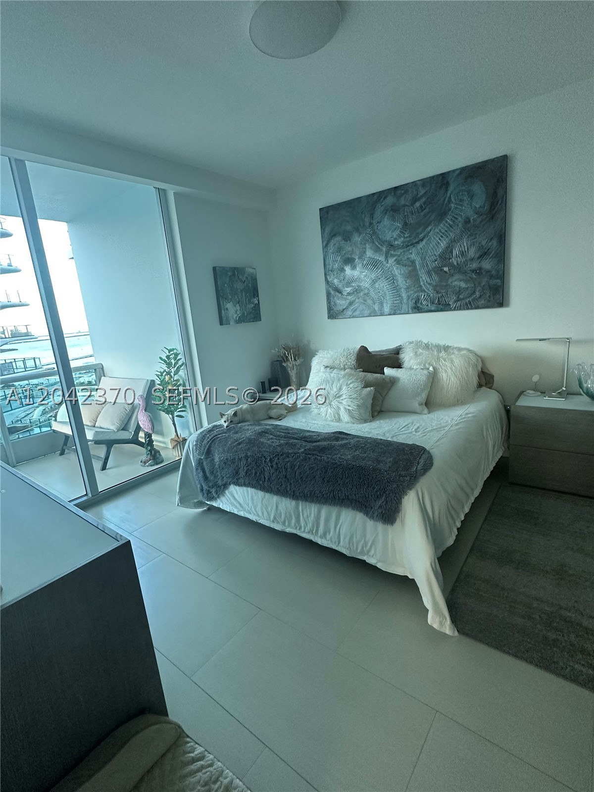 900 Biscayne Blvd #2312, Miami FL 33132