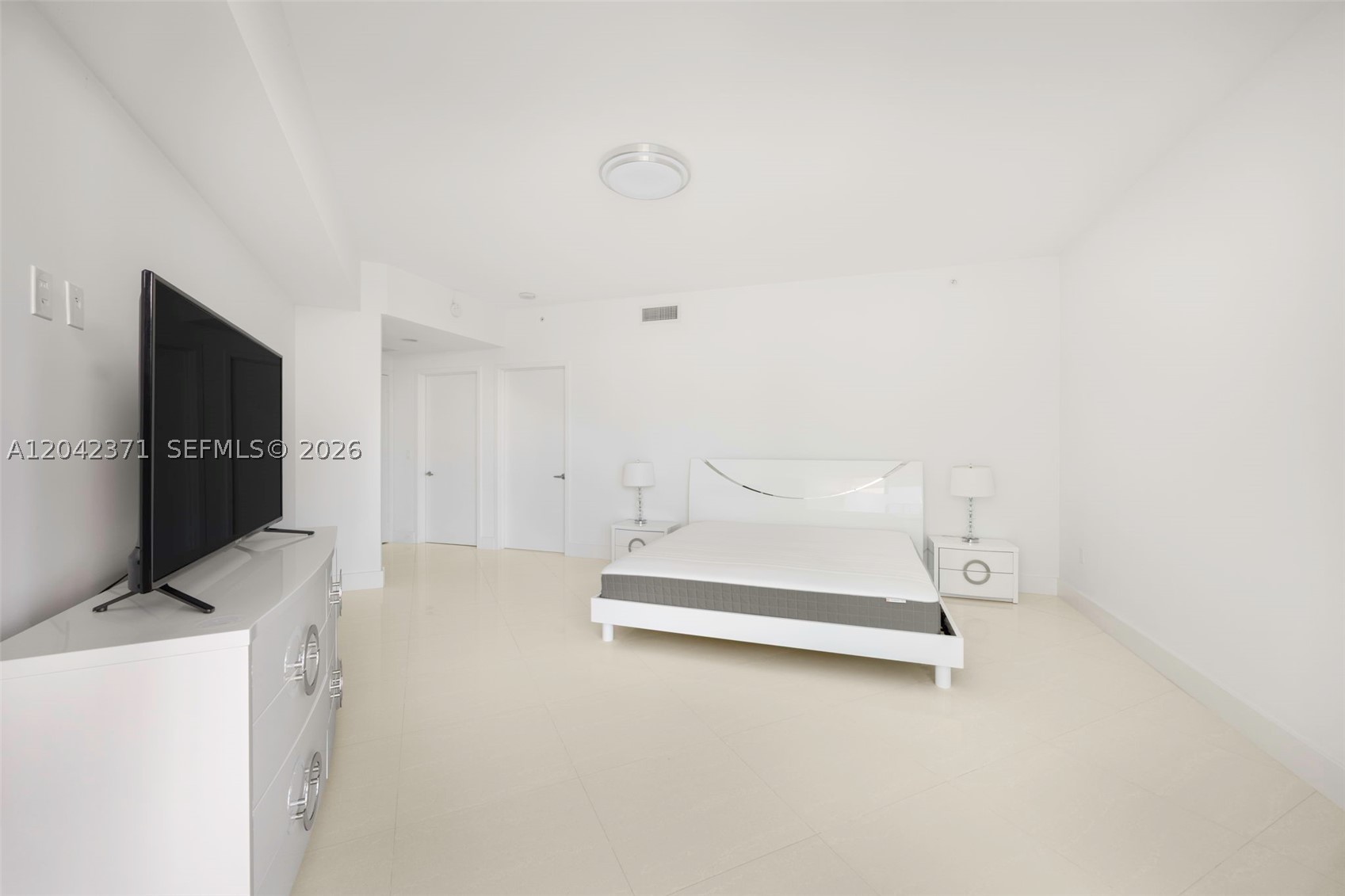 17301 Biscayne Blvd #1704, North Miami Beach FL 33160
