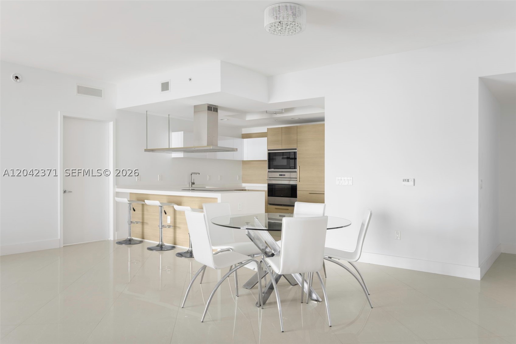 17301 Biscayne Blvd #1704, North Miami Beach FL 33160