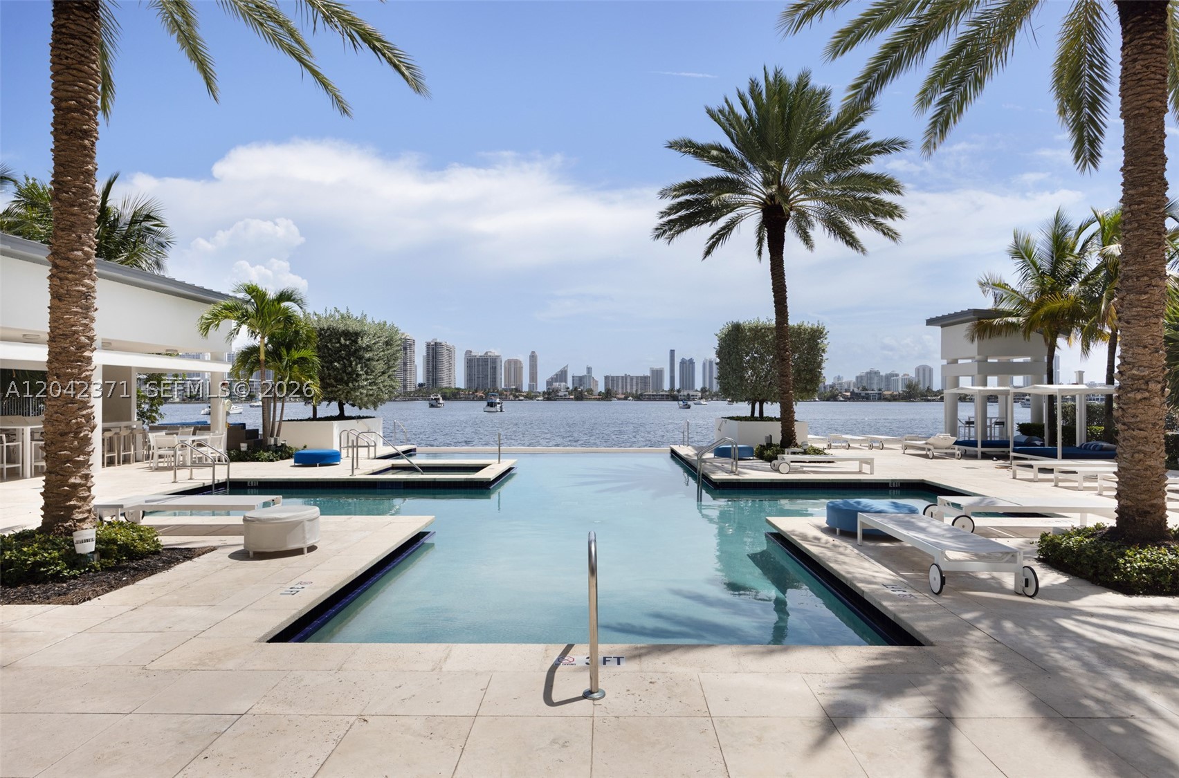 17301 Biscayne Blvd #1704, North Miami Beach FL 33160