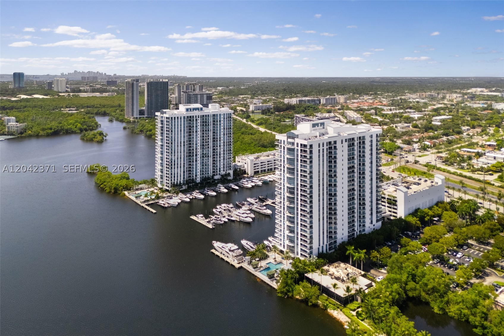 17301 Biscayne Blvd #1704, North Miami Beach FL 33160