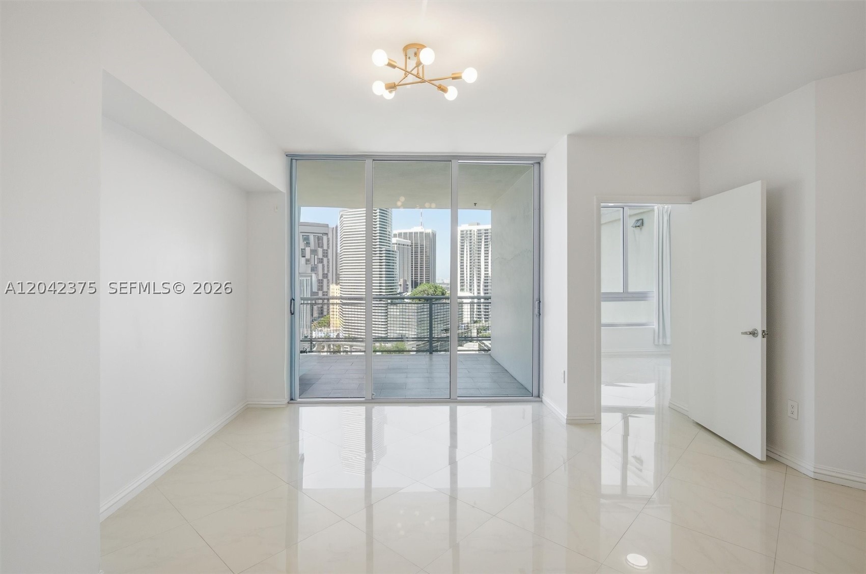 350 S Miami Ave #1903, Miami FL 33130