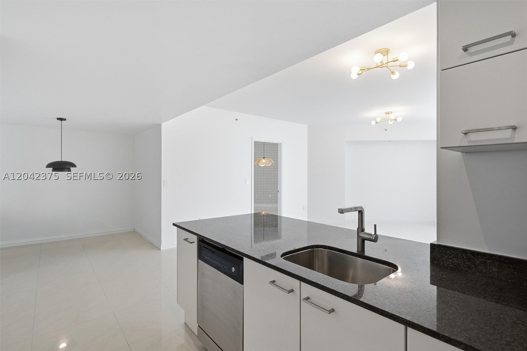 350 S Miami Ave #1903, Miami FL 33130