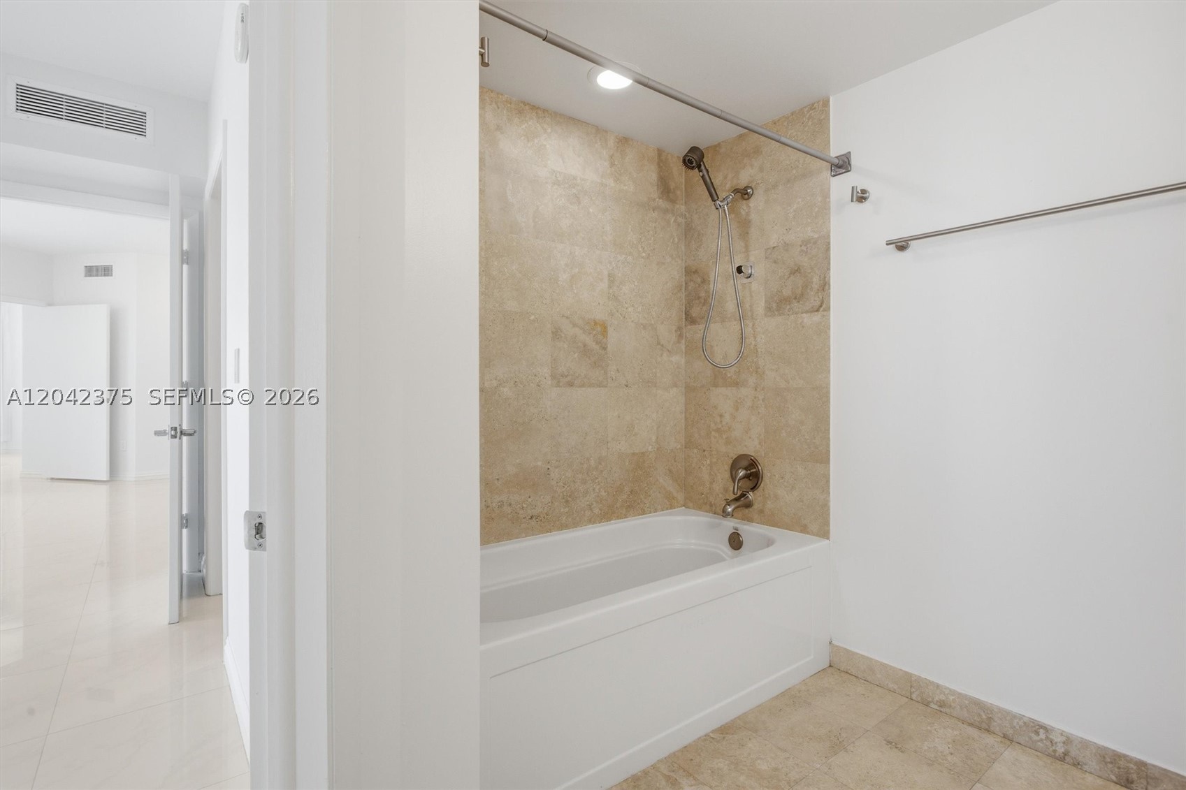 350 S Miami Ave #1903, Miami FL 33130