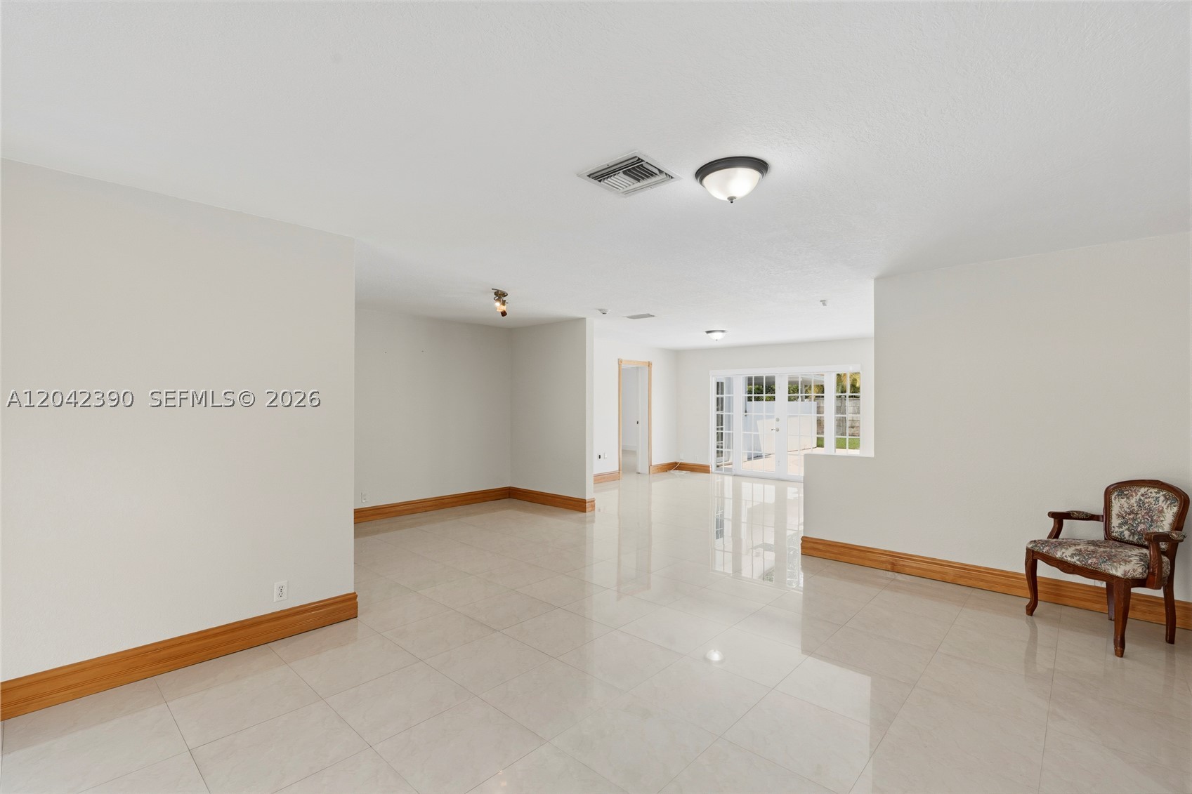 8197 W 14th Ct, Hialeah FL 33014