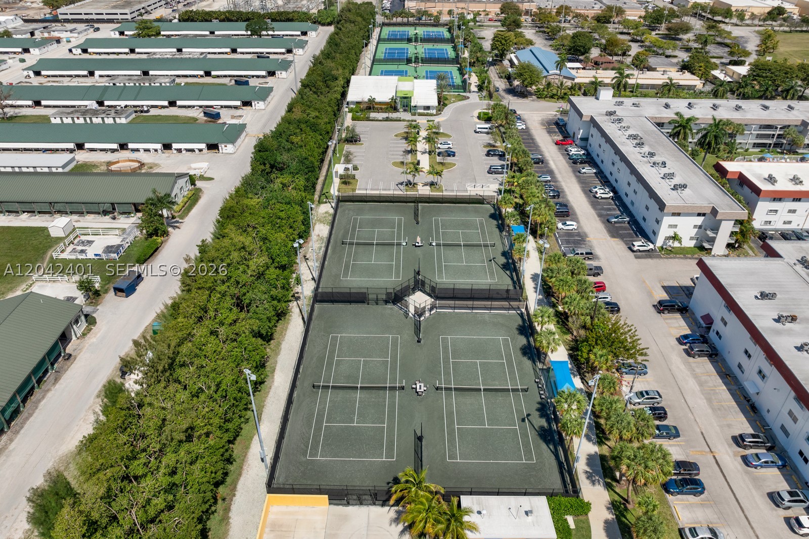 496 Holiday Dr, Hallandale Beach FL 33009