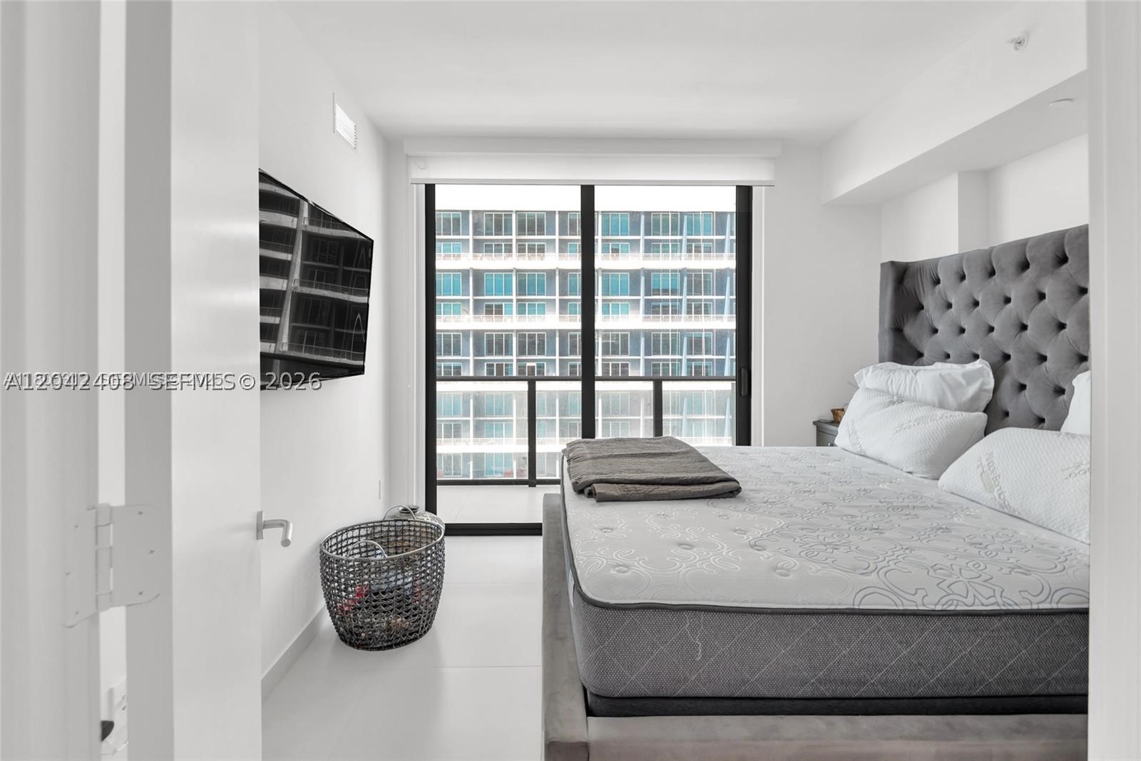 1300 S Miami Ave #3007, Miami FL 33130