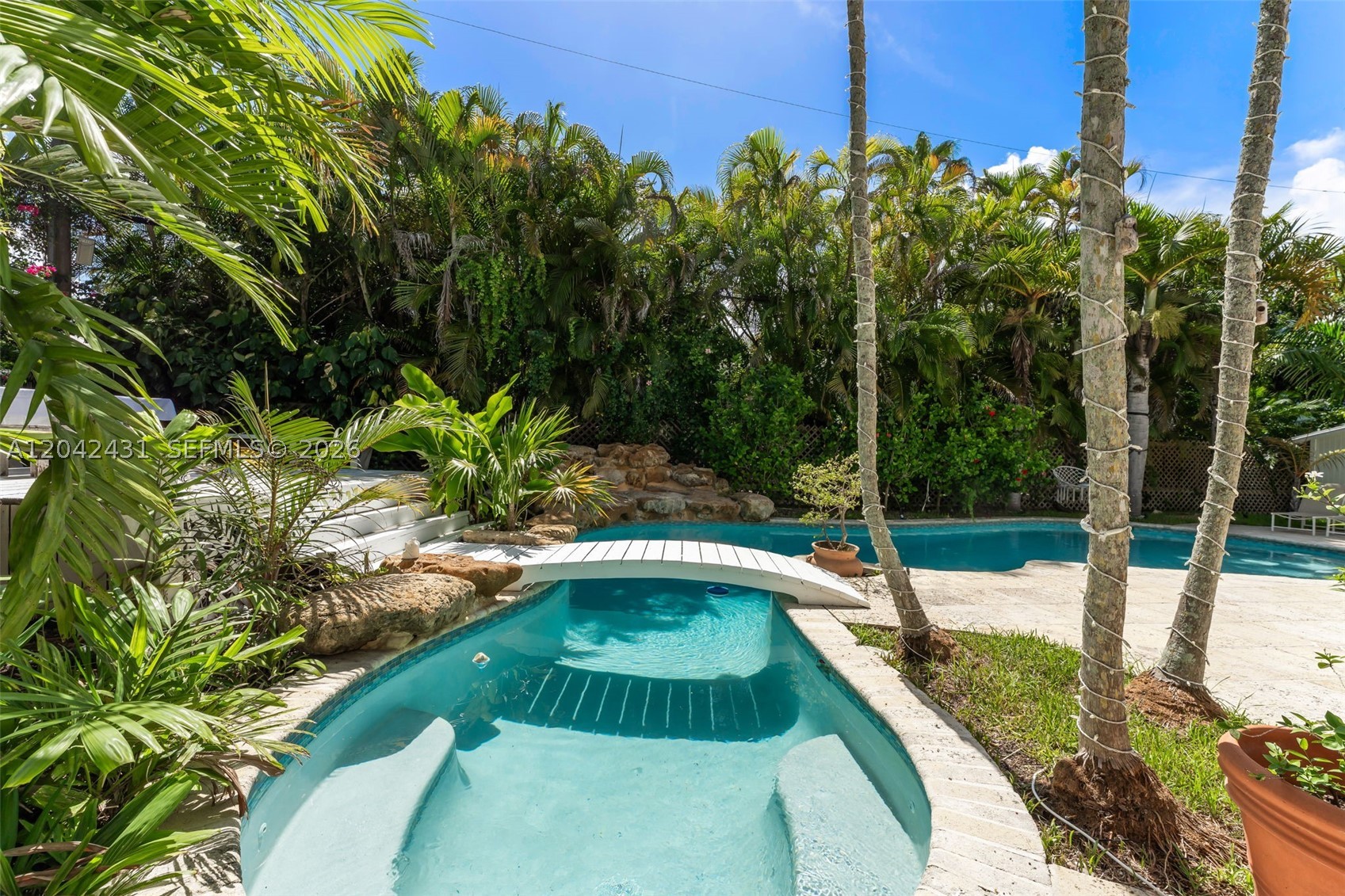 7924 SW 50th Ct, Miami FL 33143
