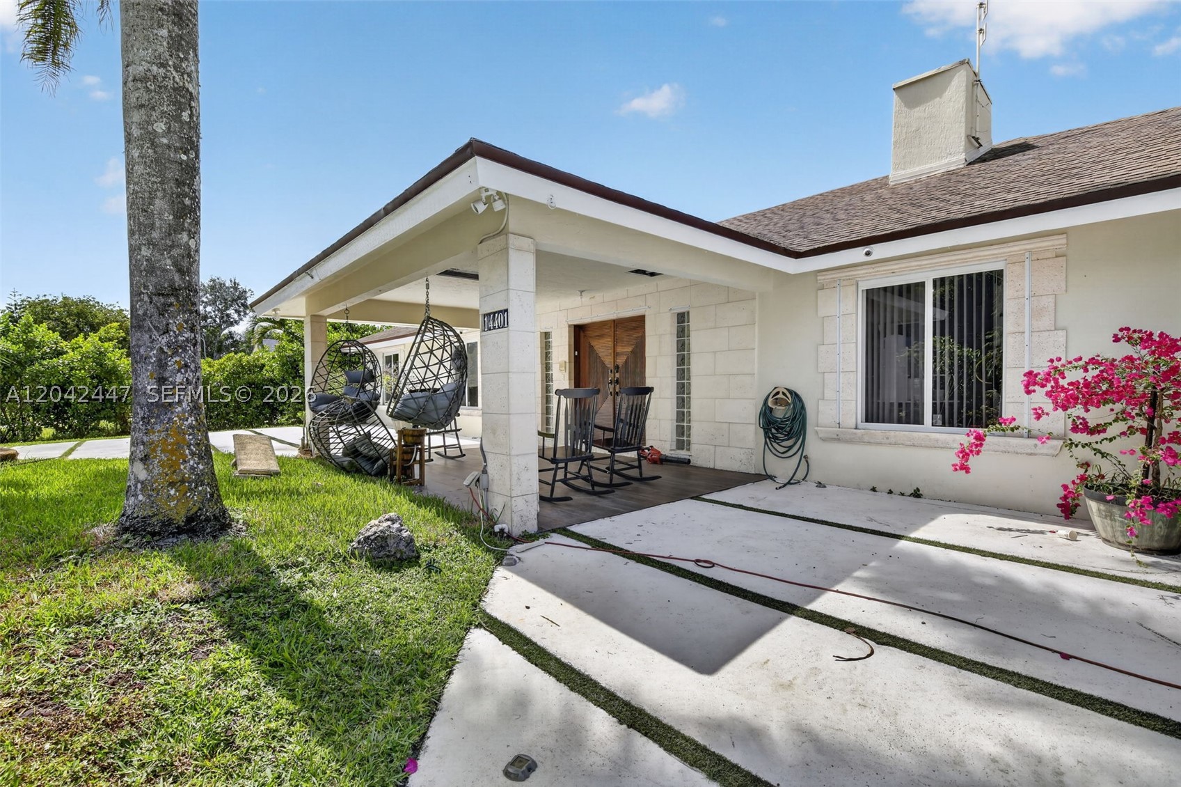 14401 SW 23rd St, Davie FL 33325