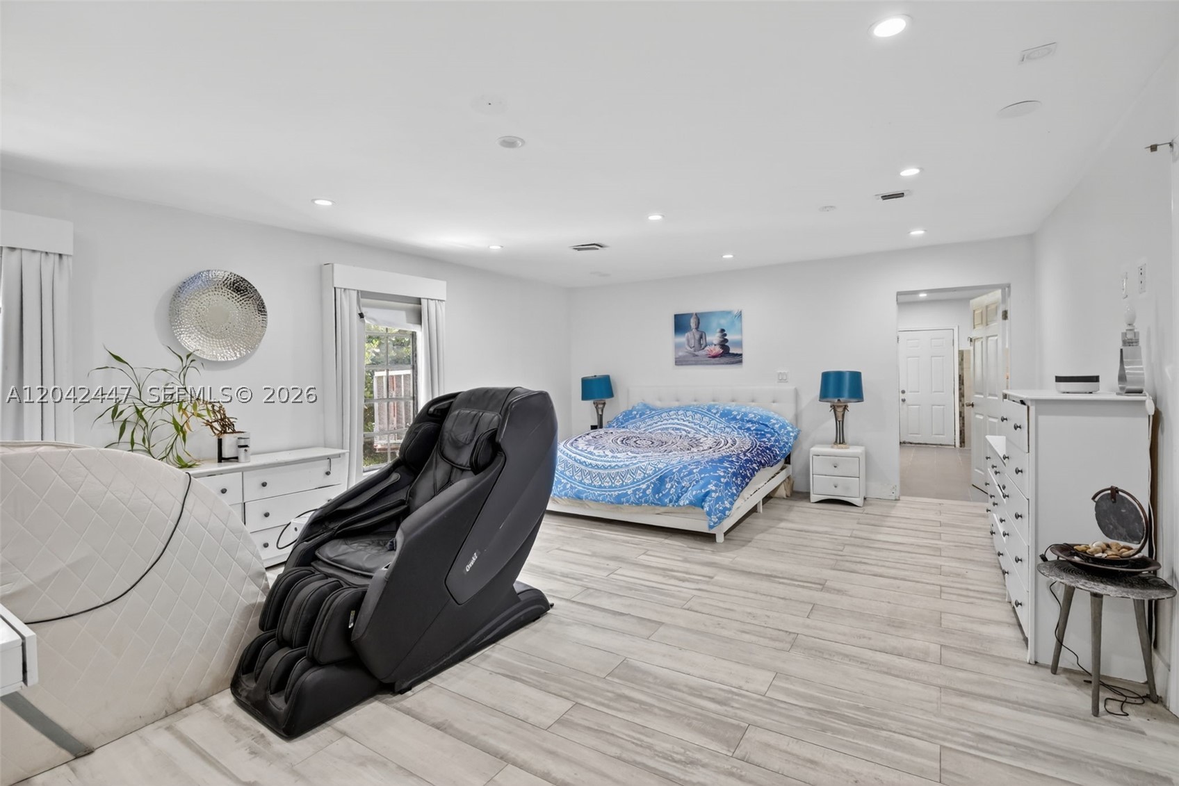 14401 SW 23rd St, Davie FL 33325