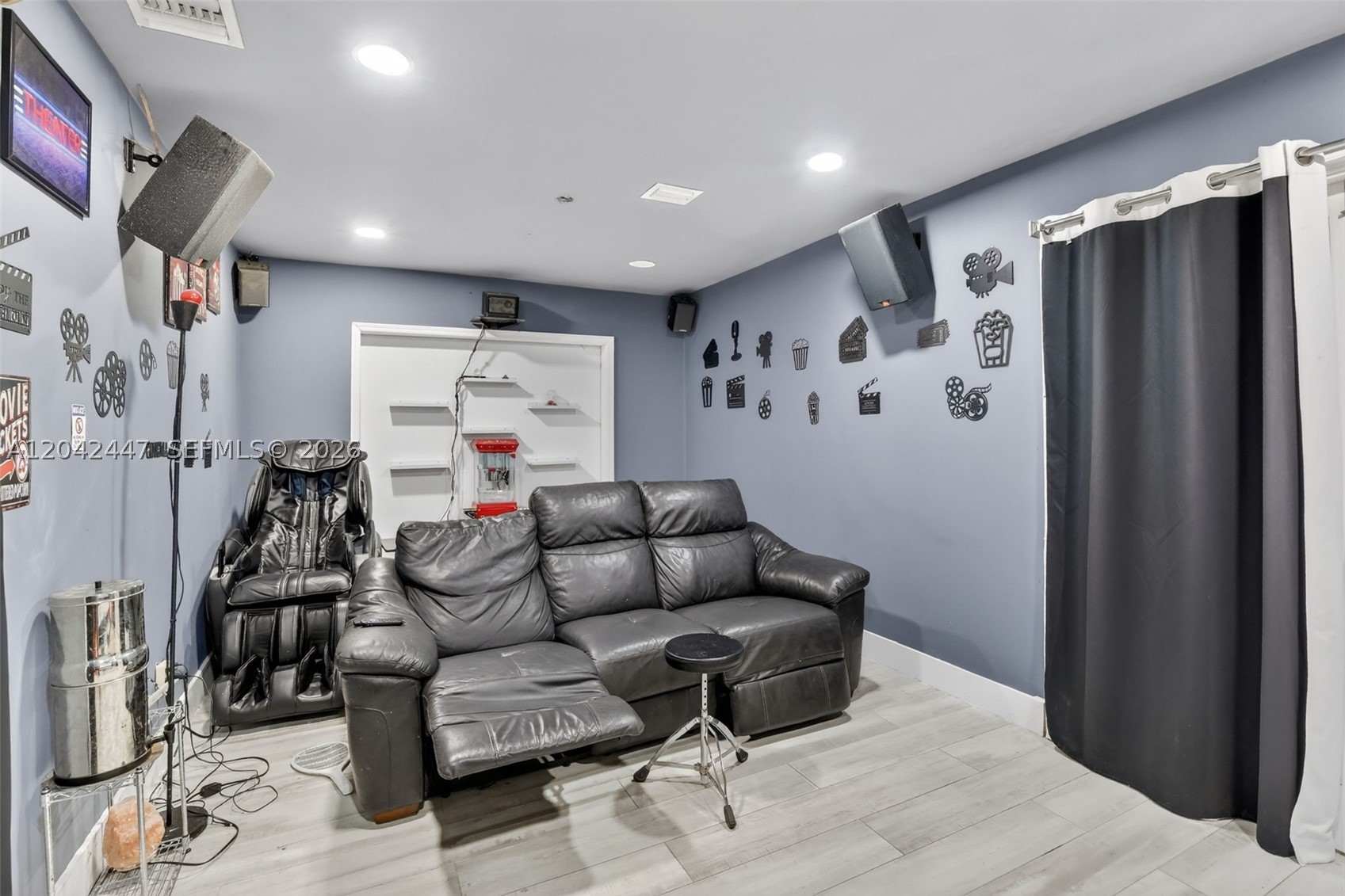 14401 SW 23rd St, Davie FL 33325