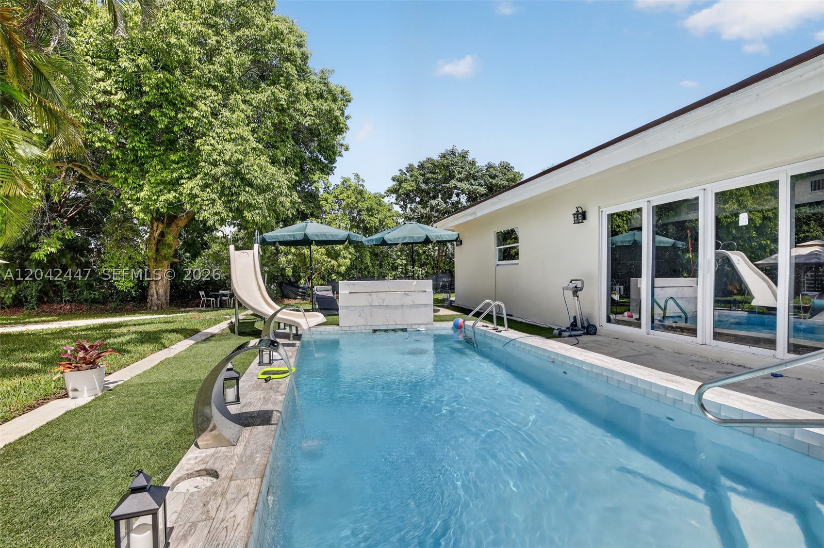 14401 SW 23rd St, Davie FL 33325