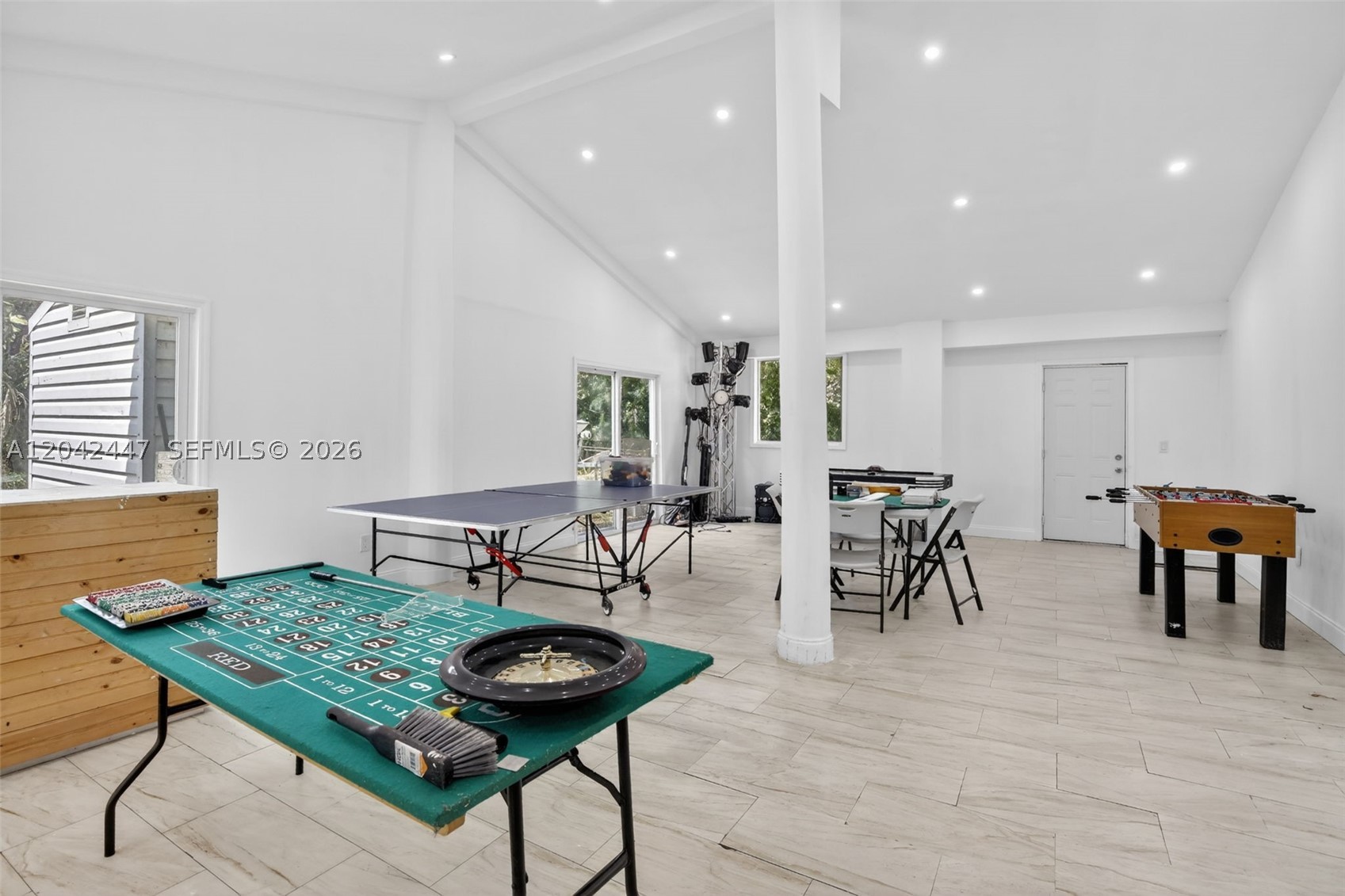 14401 SW 23rd St, Davie FL 33325