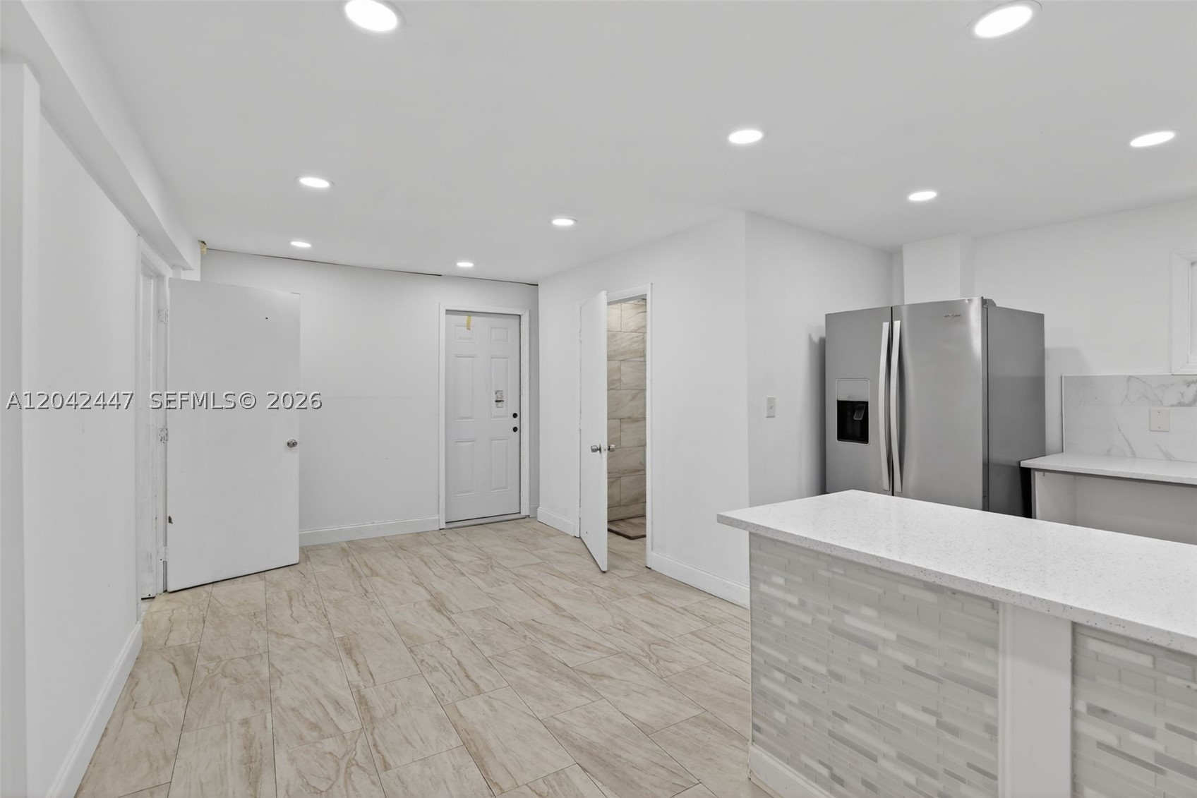 14401 SW 23rd St, Davie FL 33325