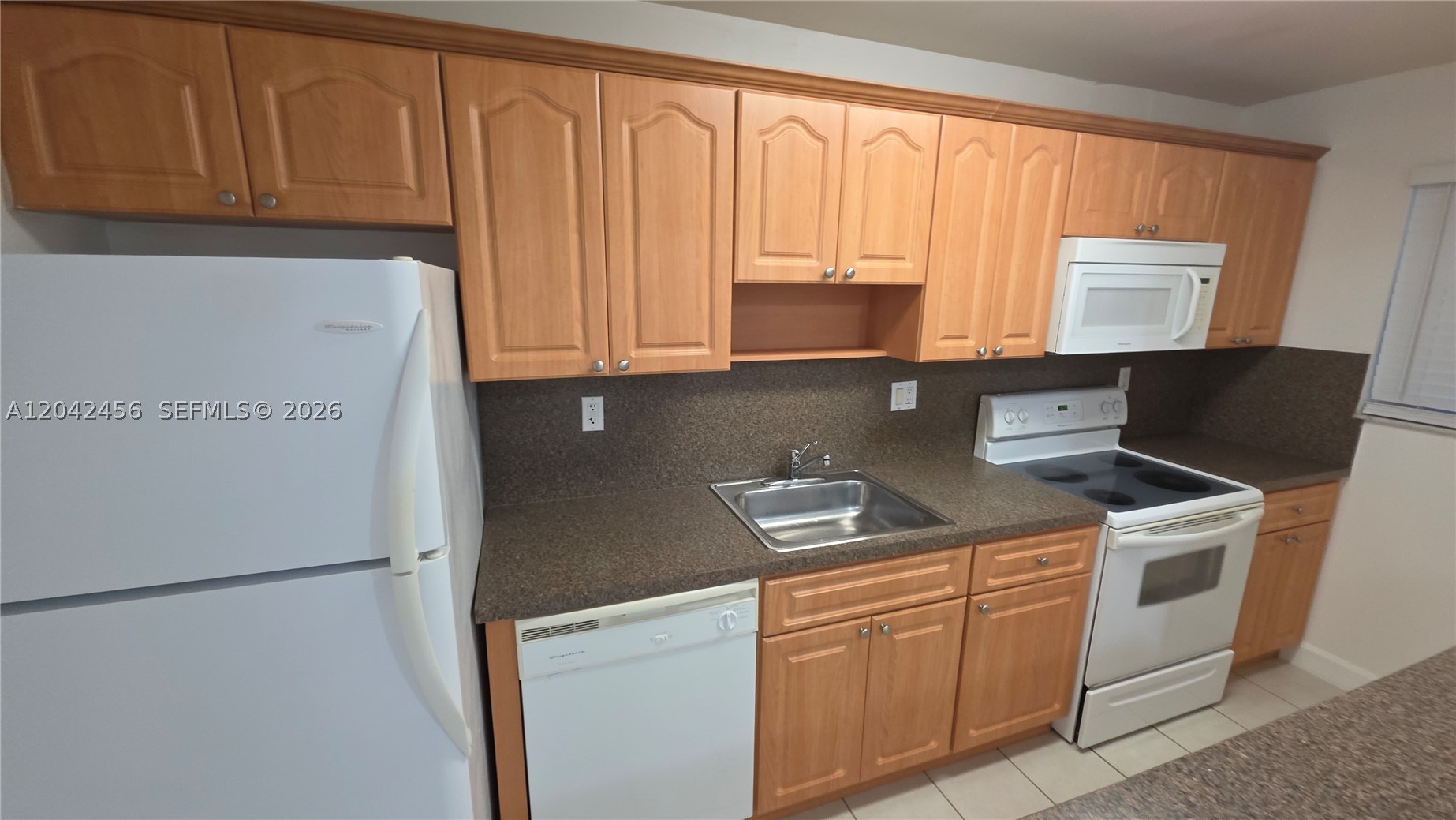 5839 SW 74th Ter #203, South Miami FL 33143