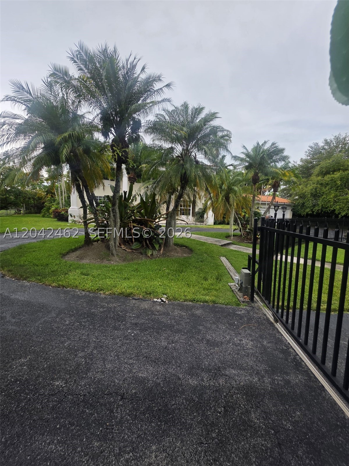 7240 SW 119th St, Pinecrest FL 33156
