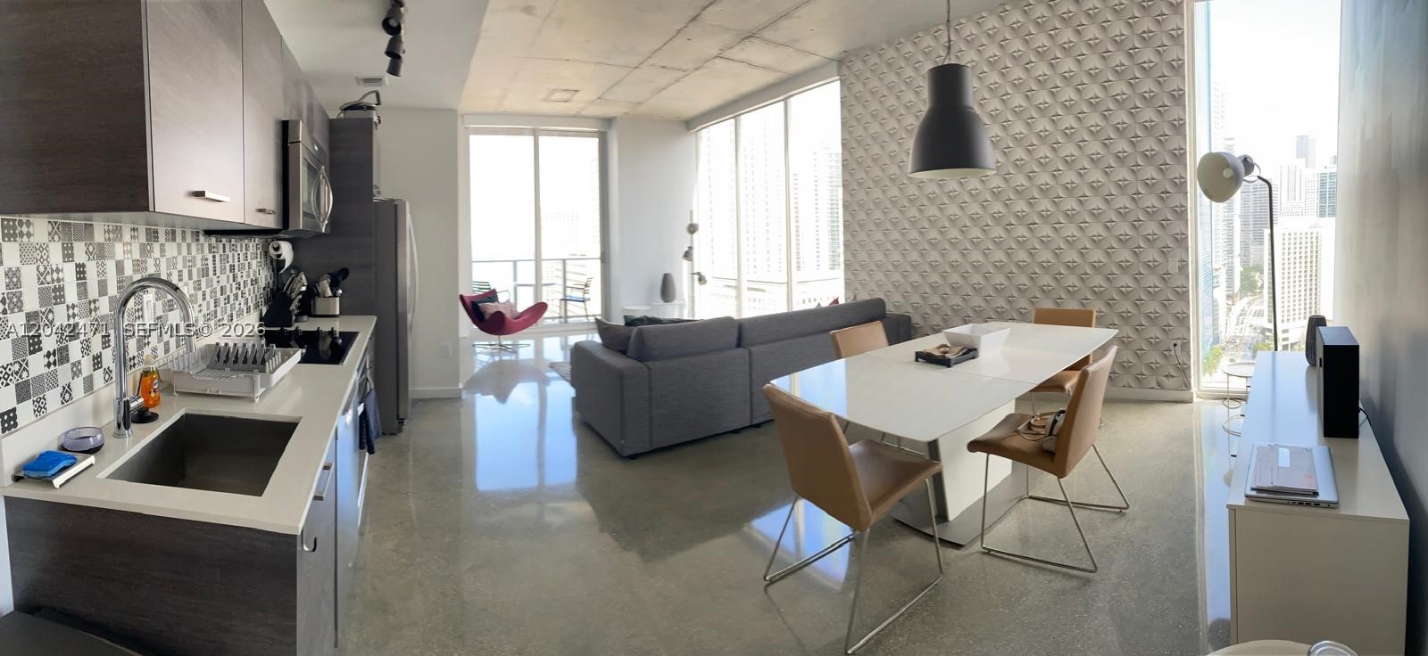 151 SE 1st St #2401, Miami FL 33131