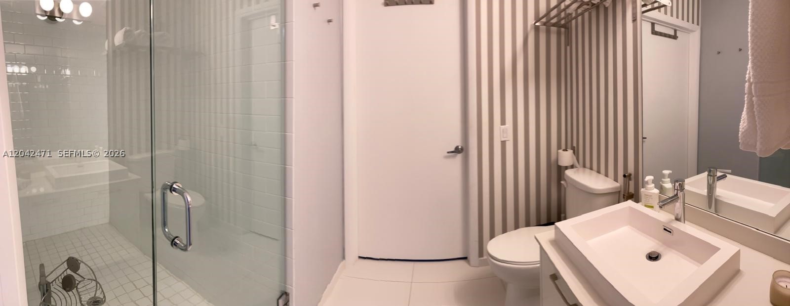151 SE 1st St #2401, Miami FL 33131