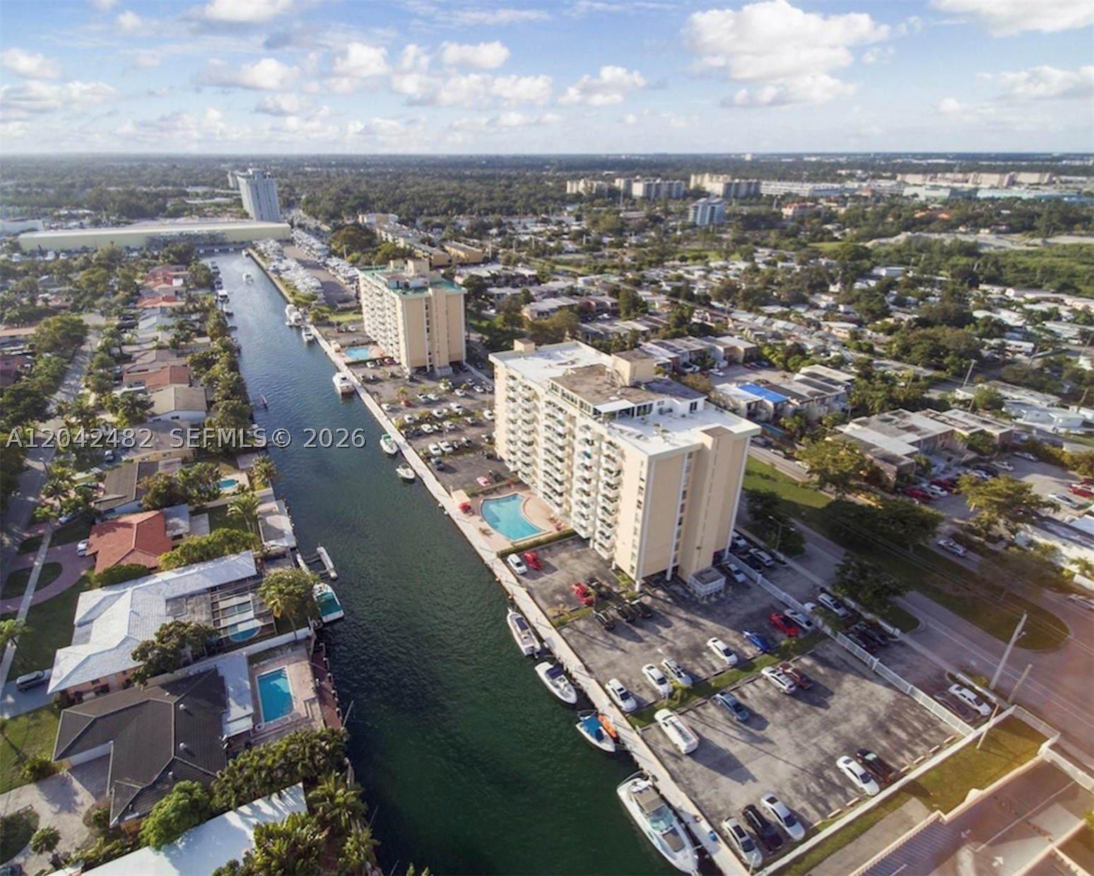 2000 NE 135th St #710, North Miami FL 33181
