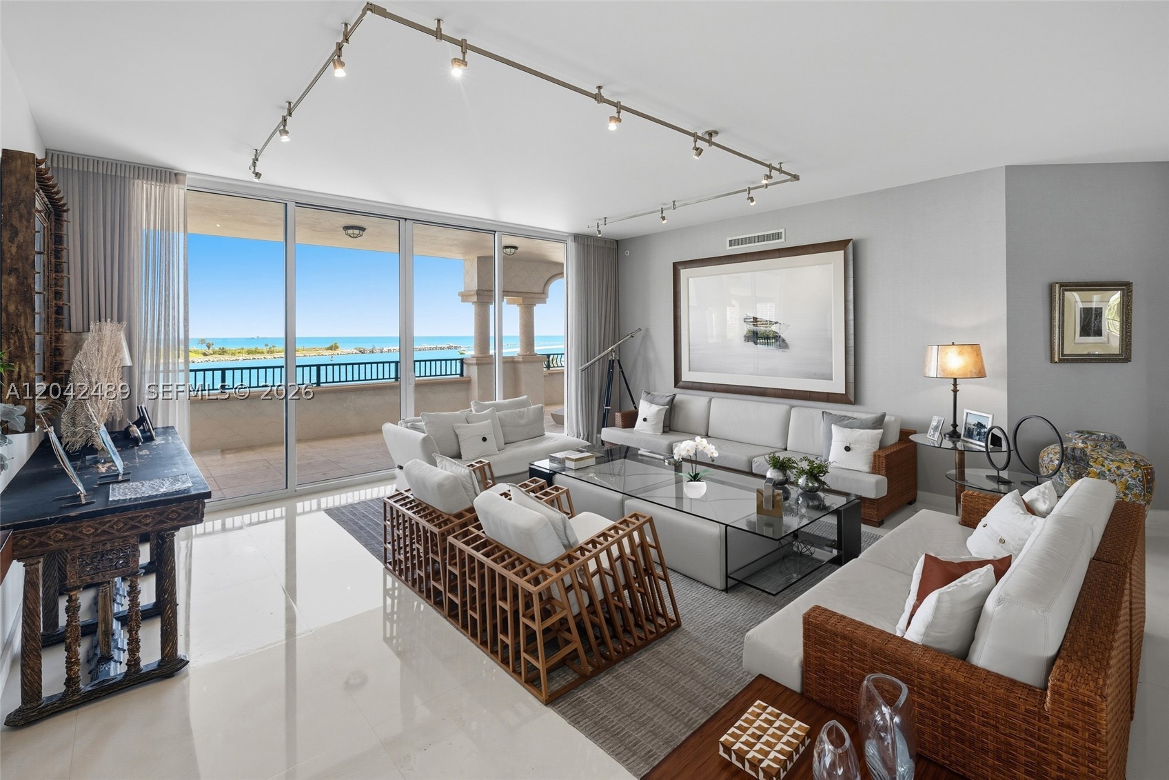 7141 Fisher Island Dr #7141, Miami Beach FL 33109