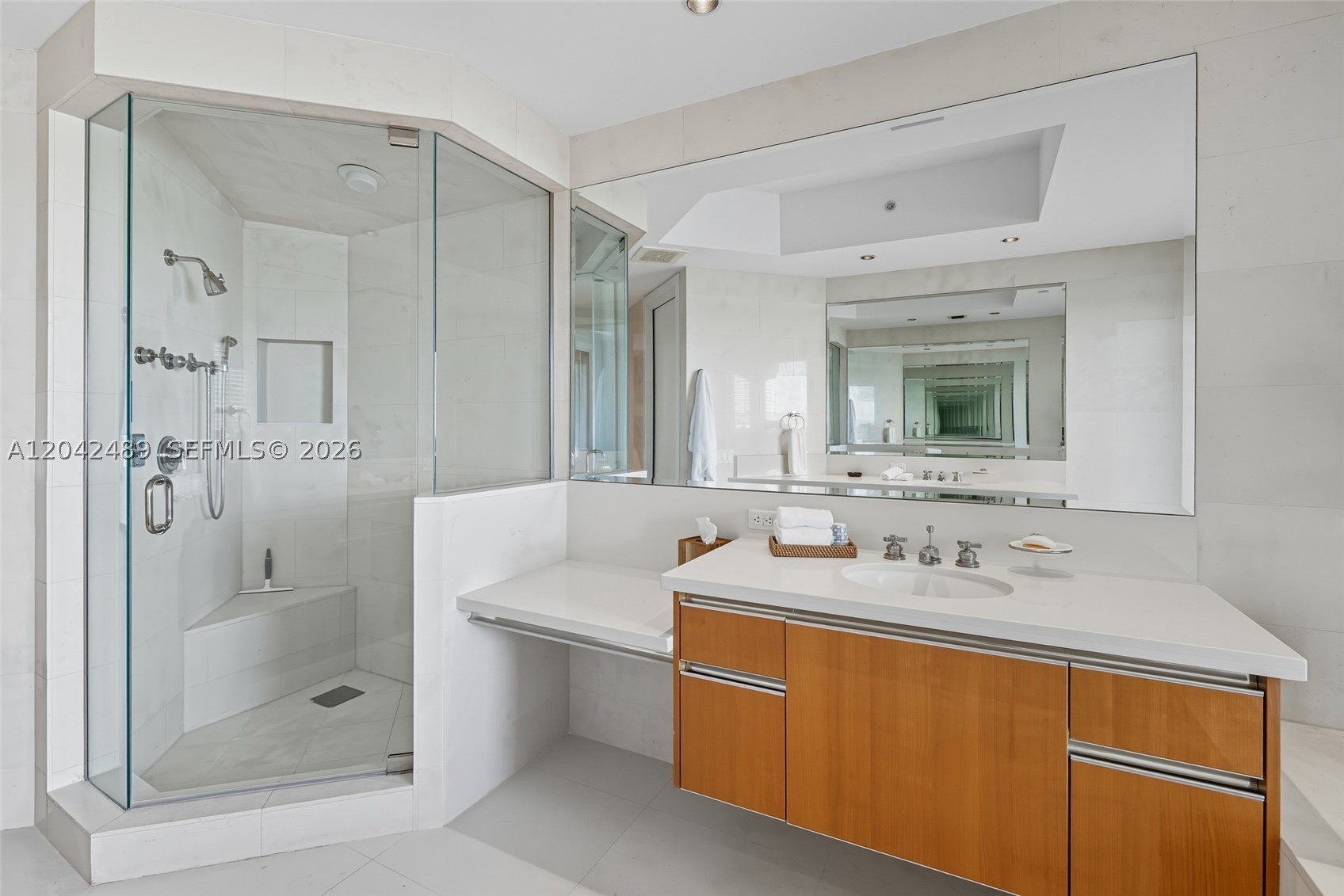 7141 Fisher Island Dr #7141, Miami Beach FL 33109