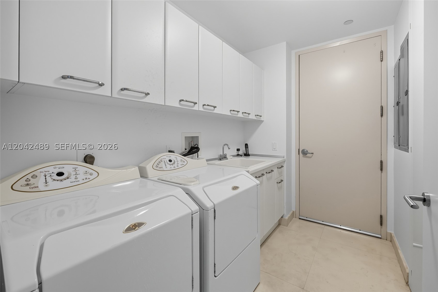 7141 Fisher Island Dr #7141, Miami Beach FL 33109