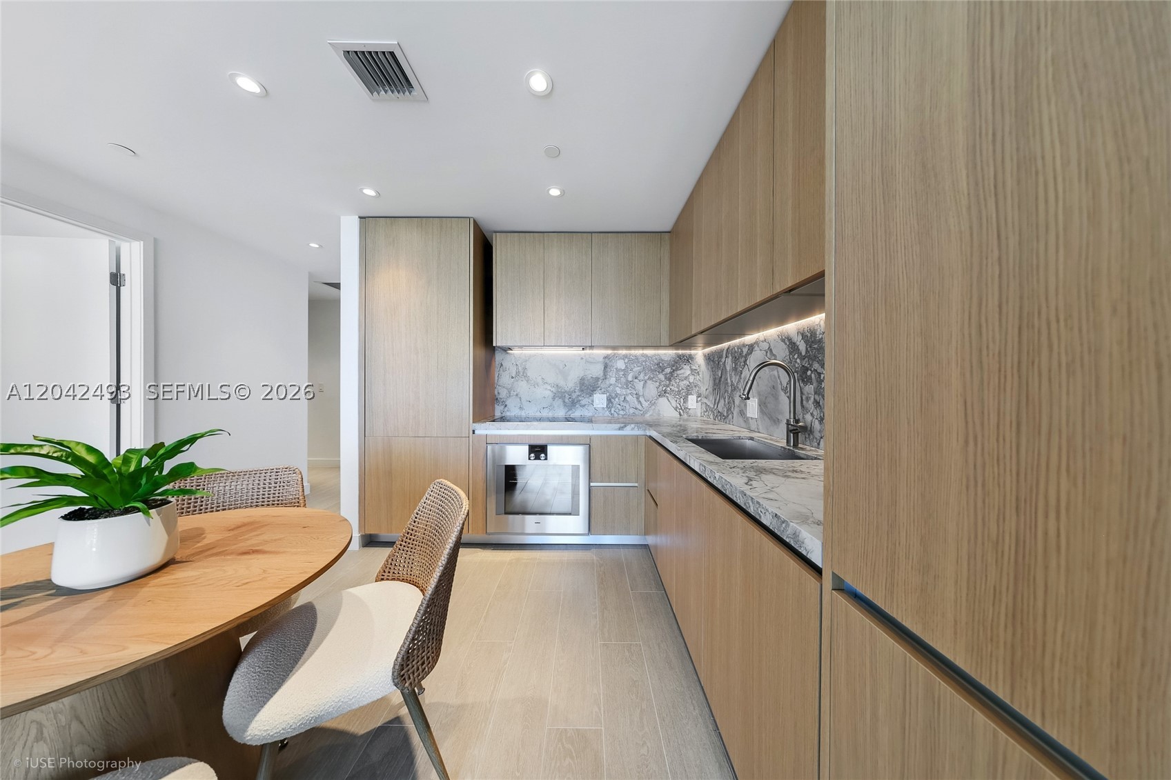 500 Alton Rd #1906, Miami Beach FL 33139