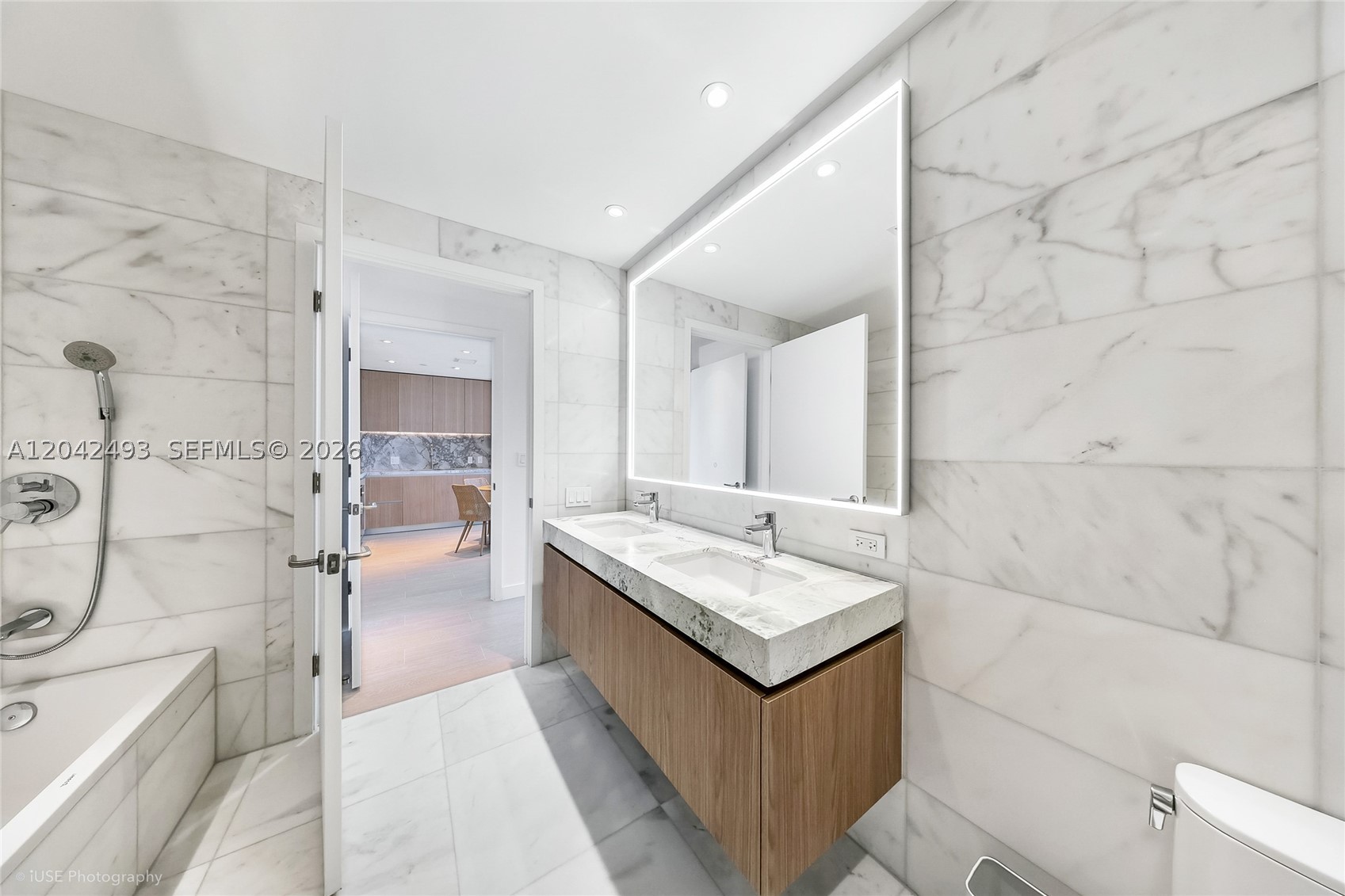 500 Alton Rd #1906, Miami Beach FL 33139