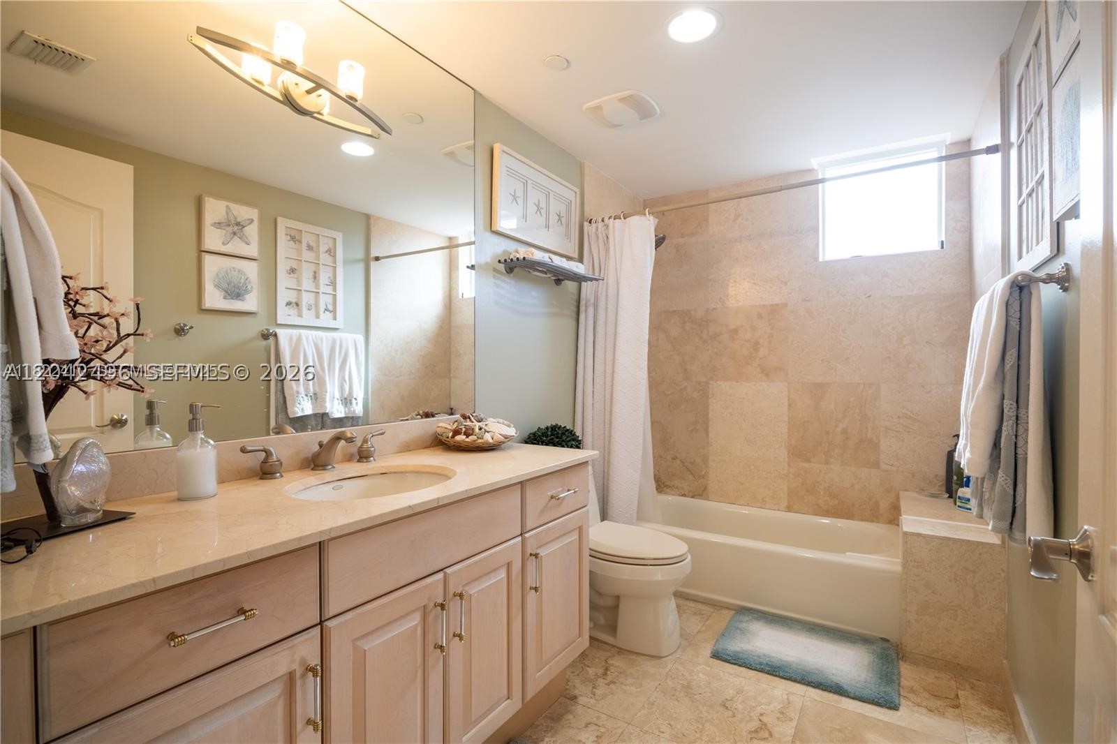 9 NE 20th Ave #201, Deerfield Beach FL 33441