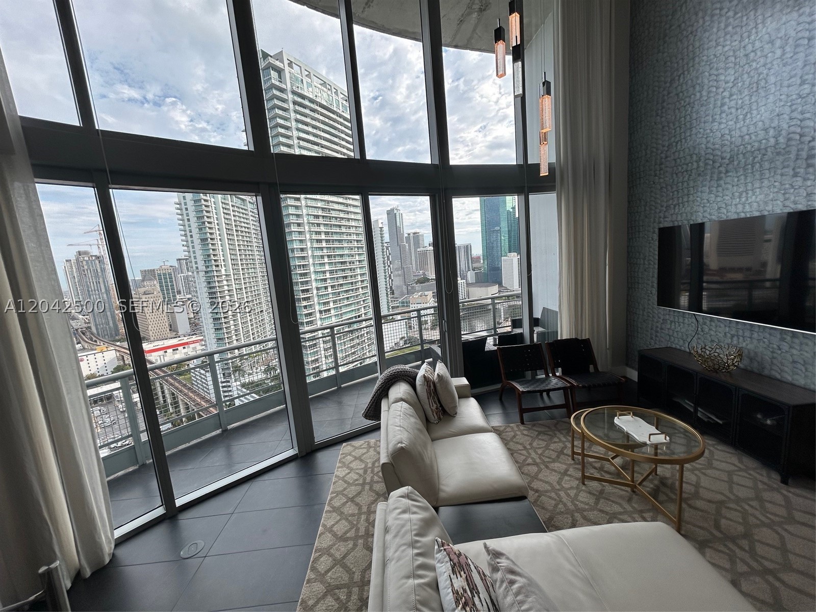 690 SW 1st Ct #3101, Miami FL 33130