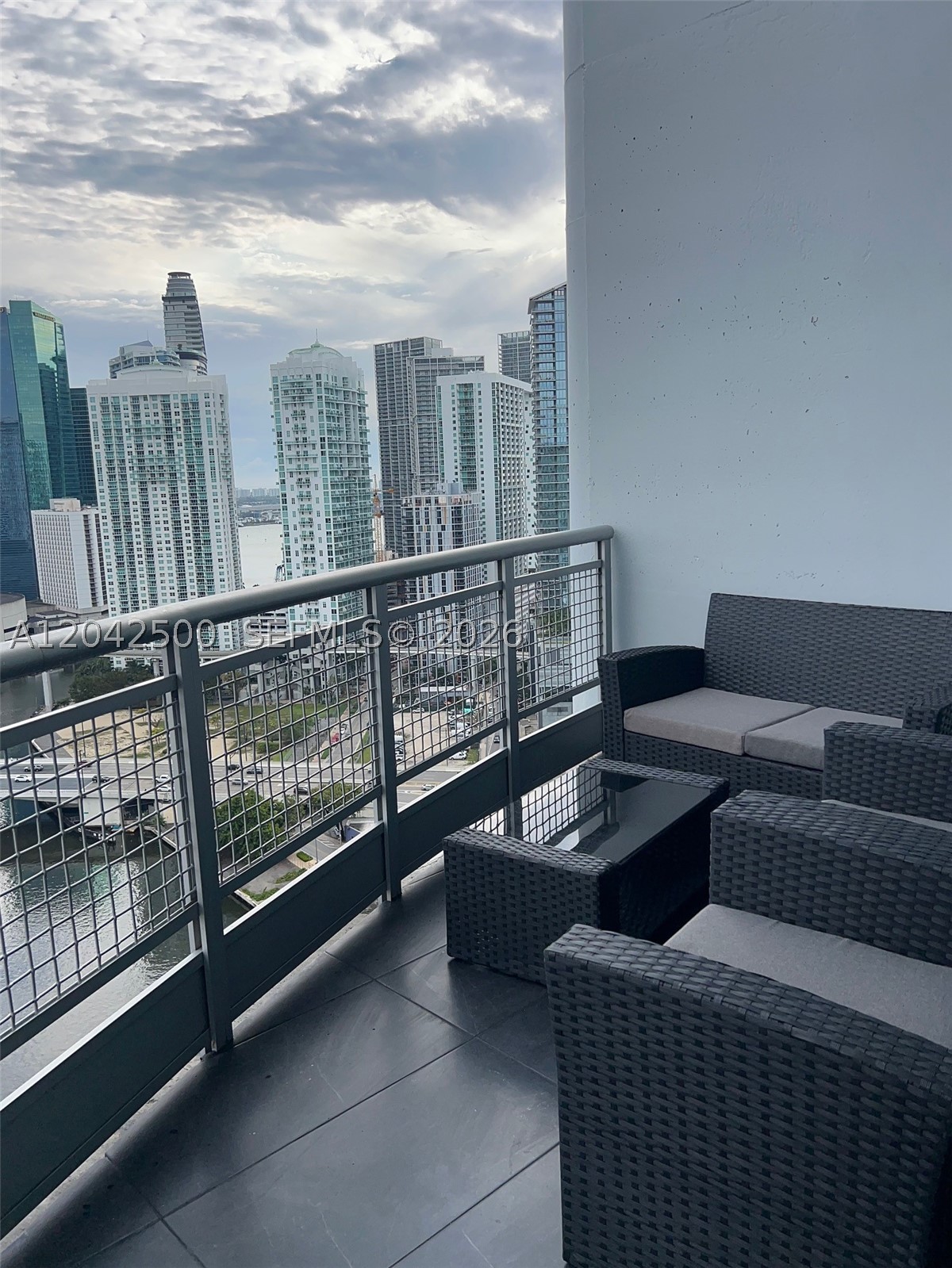 690 SW 1st Ct #3101, Miami FL 33130