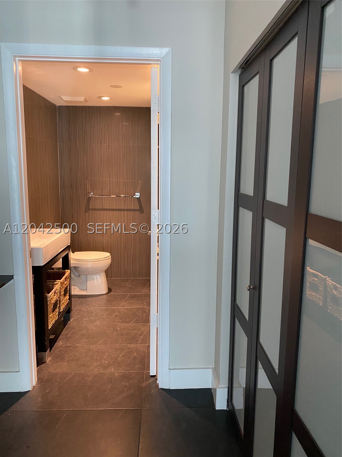 690 SW 1st Ct #3101, Miami FL 33130