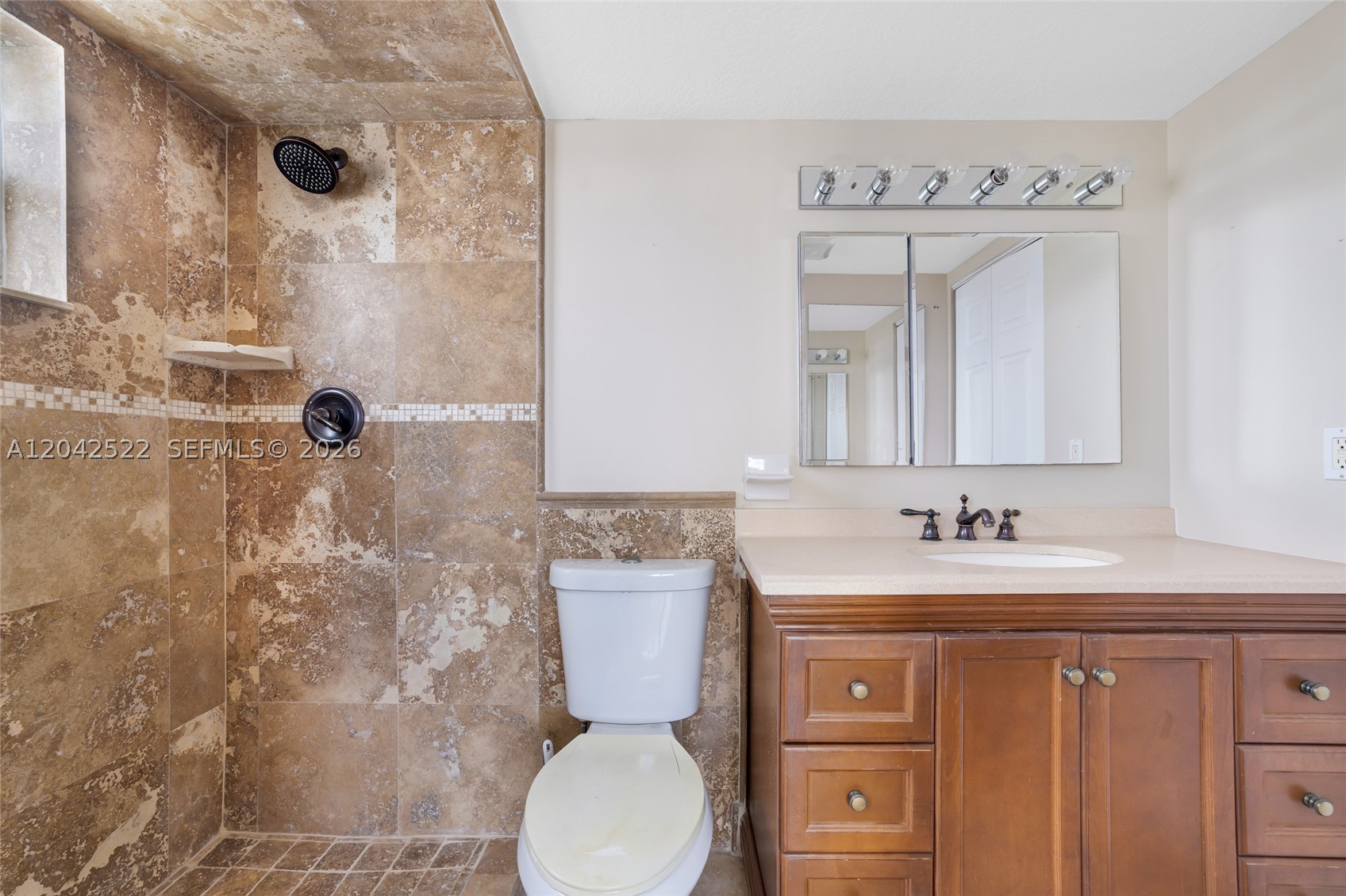 321 SE 3rd St #408, Dania Beach FL 33004