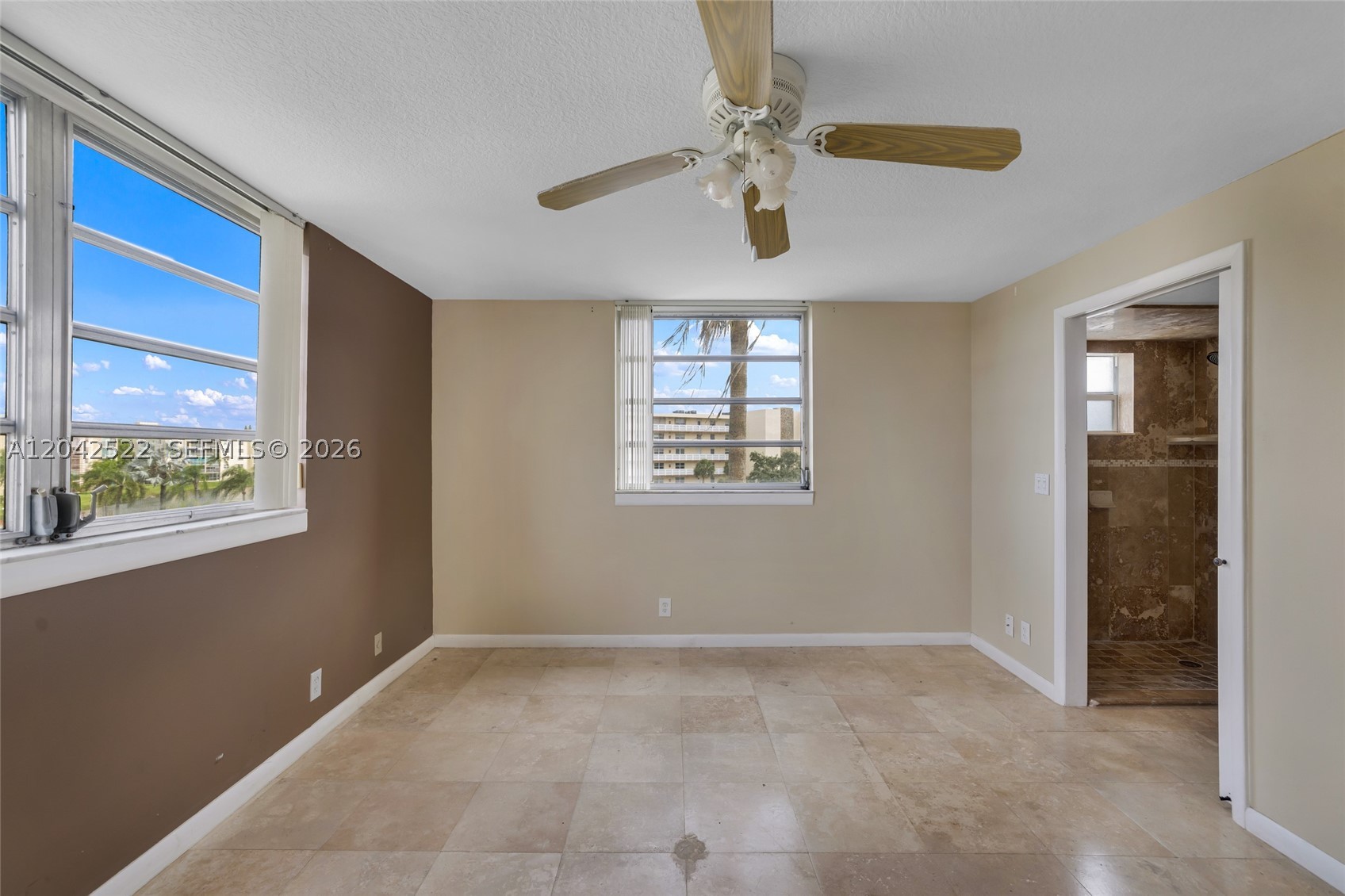 321 SE 3rd St #408, Dania Beach FL 33004