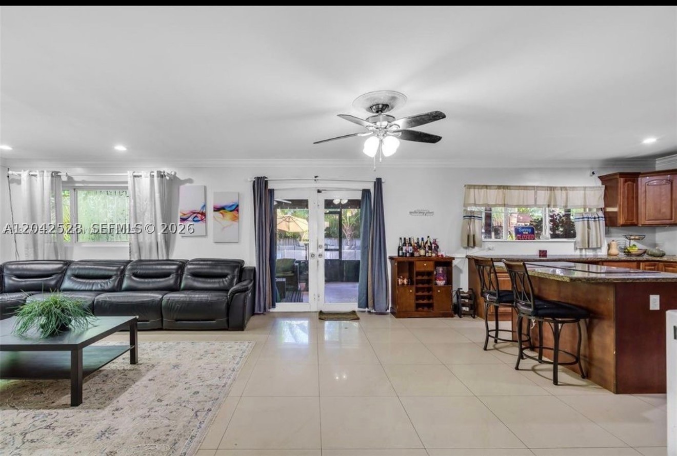 3135 SW 80th Ave, Miami FL 33155