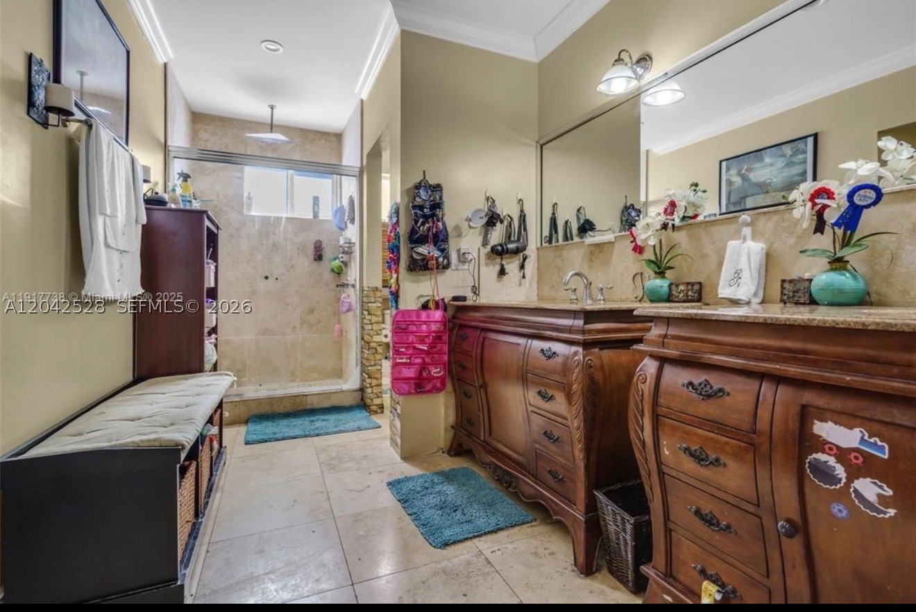 3135 SW 80th Ave, Miami FL 33155