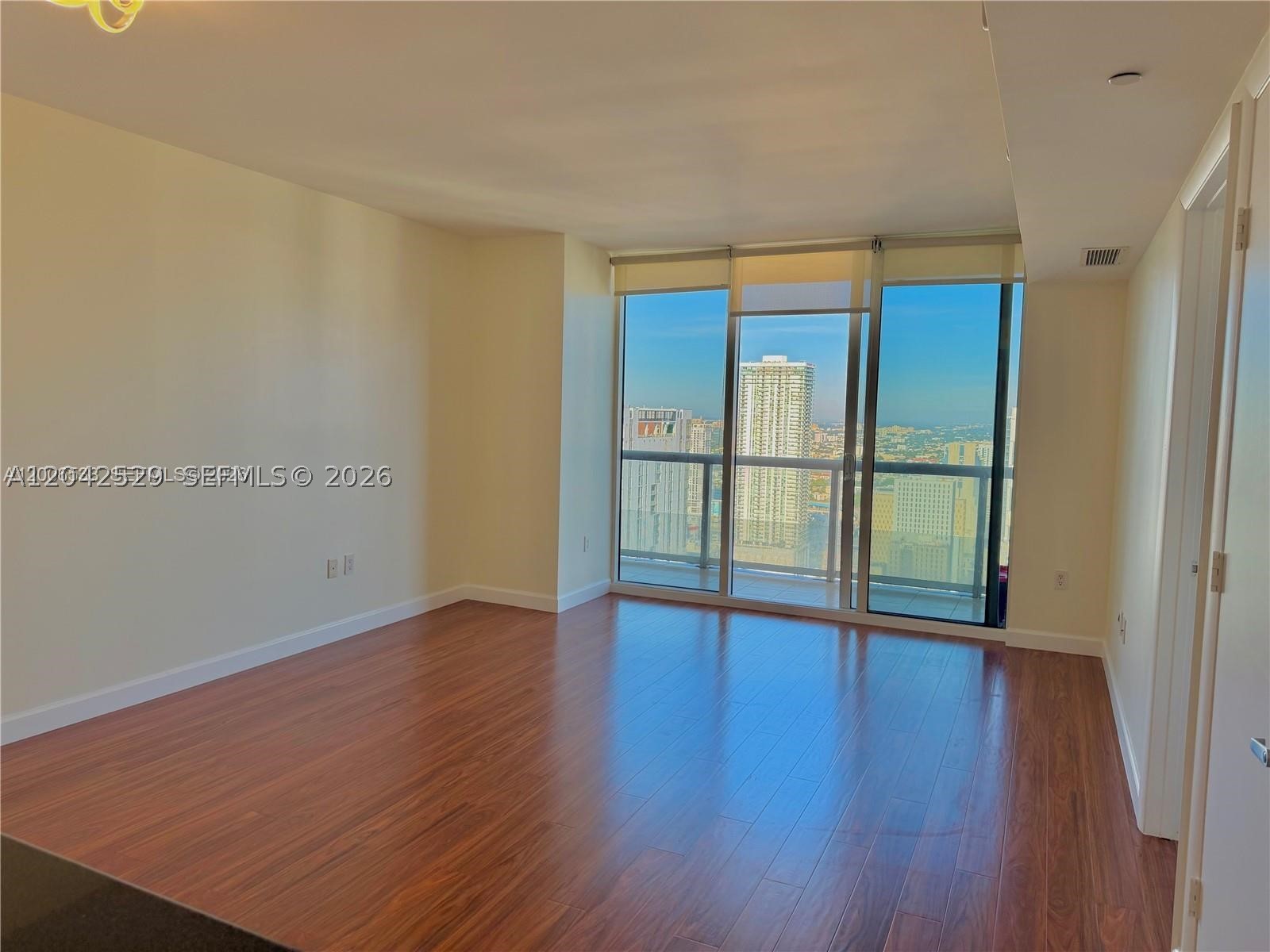 50 Biscayne Blvd #4507, Miami FL 33132