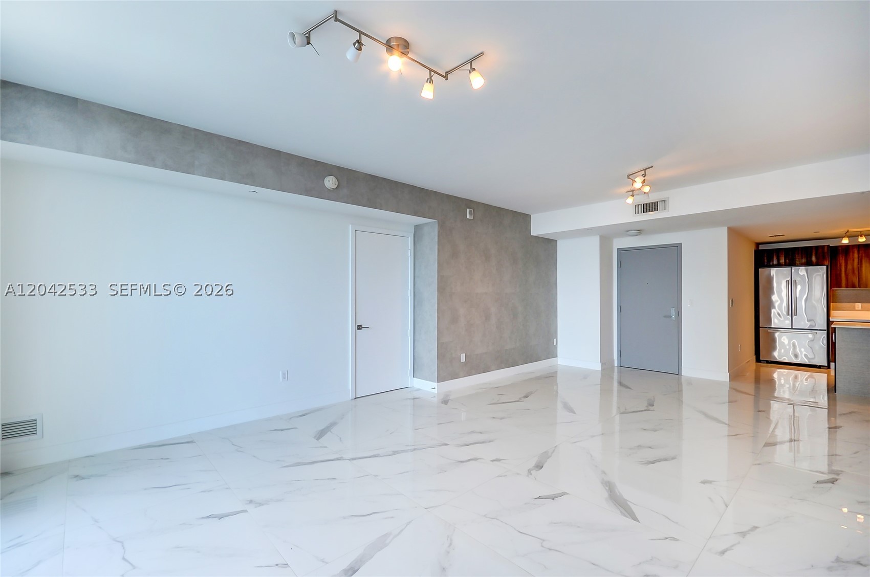 488 NE 18th St #4310, Miami FL 33132