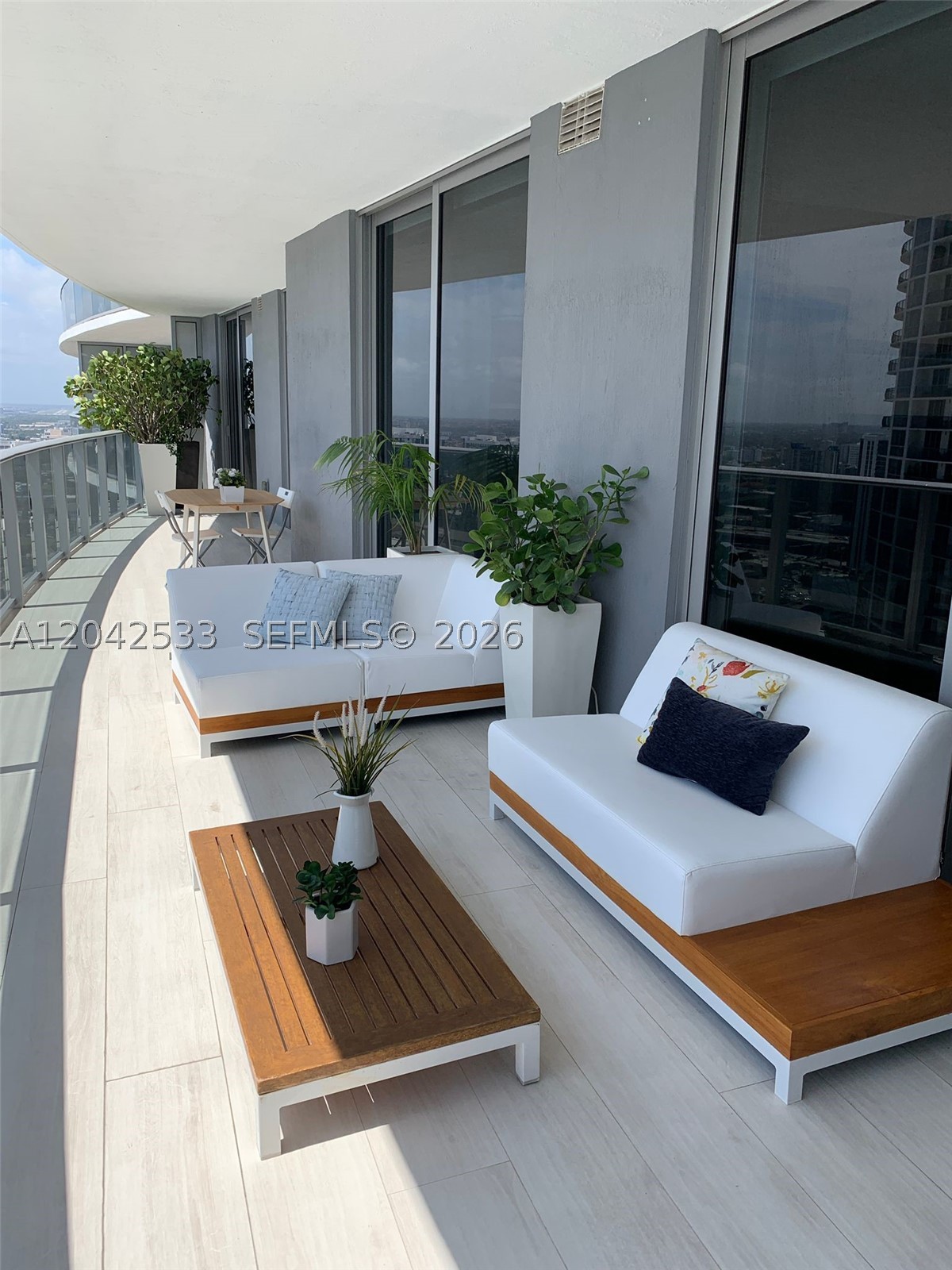 488 NE 18th St #4310, Miami FL 33132