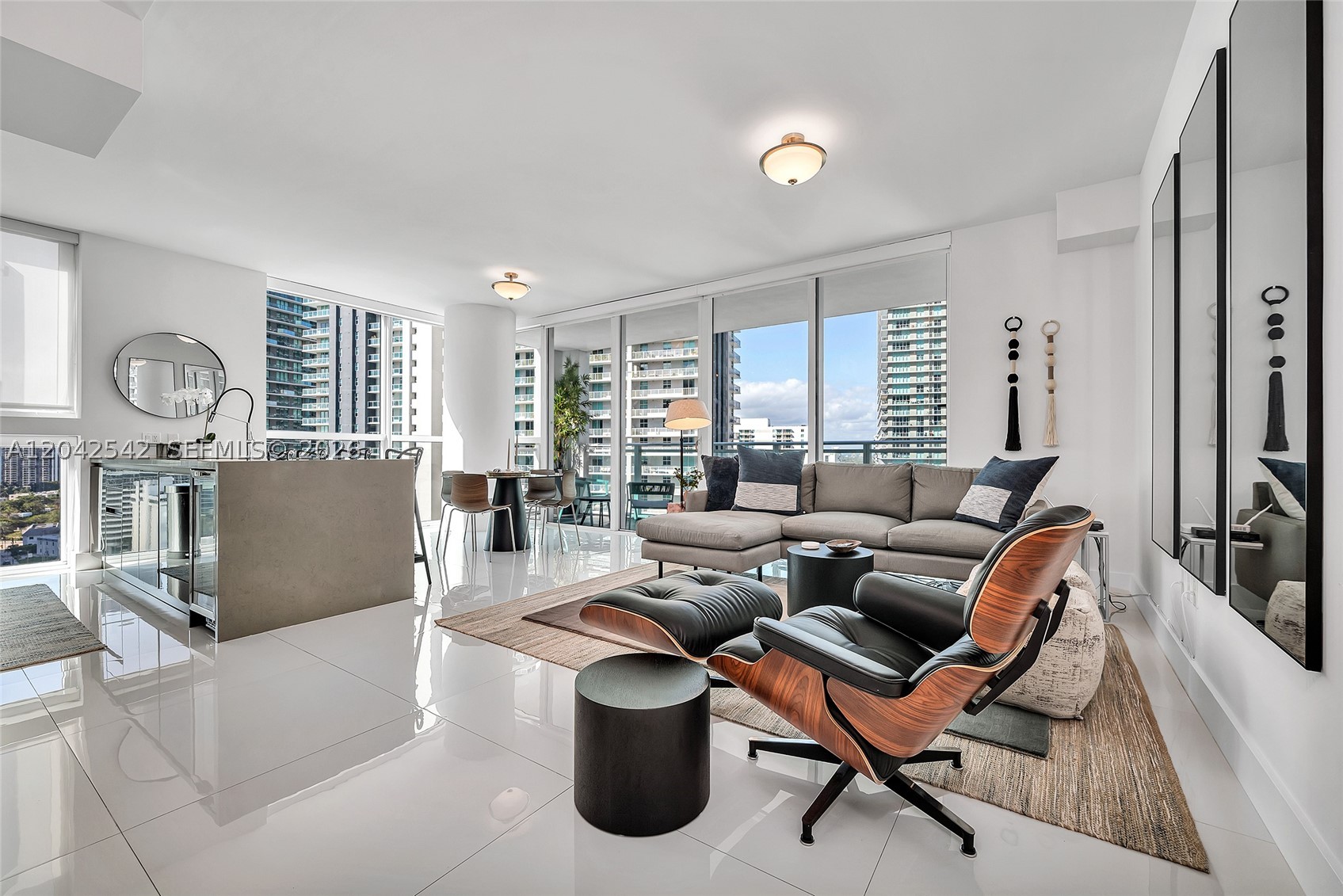 1080 Brickell Ave #1601, Miami FL 33131