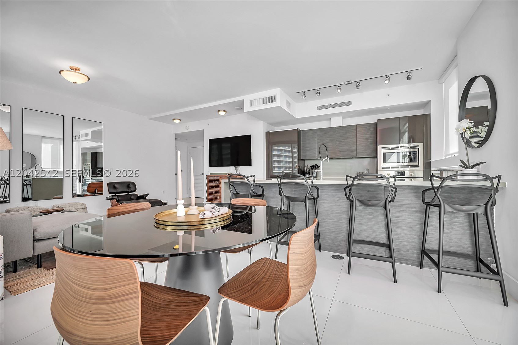 1080 Brickell Ave #1601, Miami FL 33131