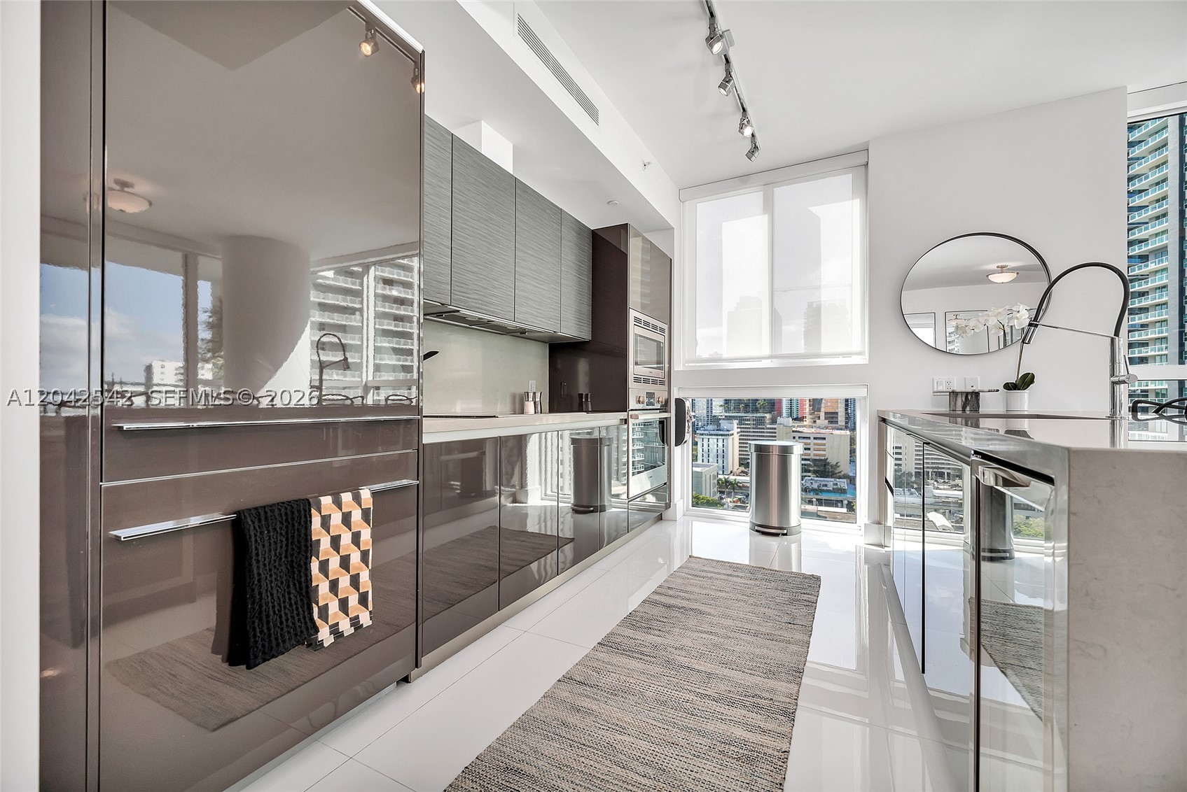 1080 Brickell Ave #1601, Miami FL 33131