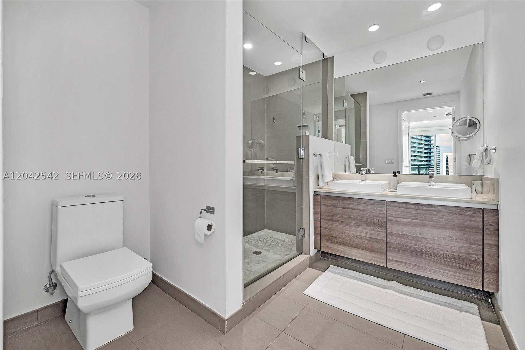 1080 Brickell Ave #1601, Miami FL 33131