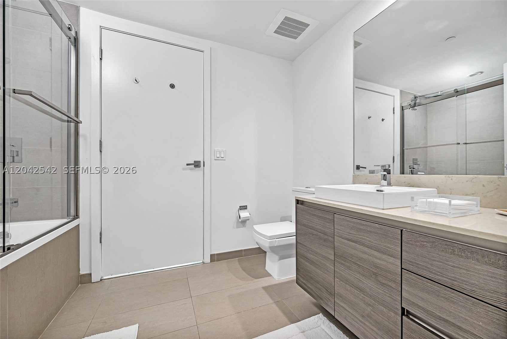 1080 Brickell Ave #1601, Miami FL 33131
