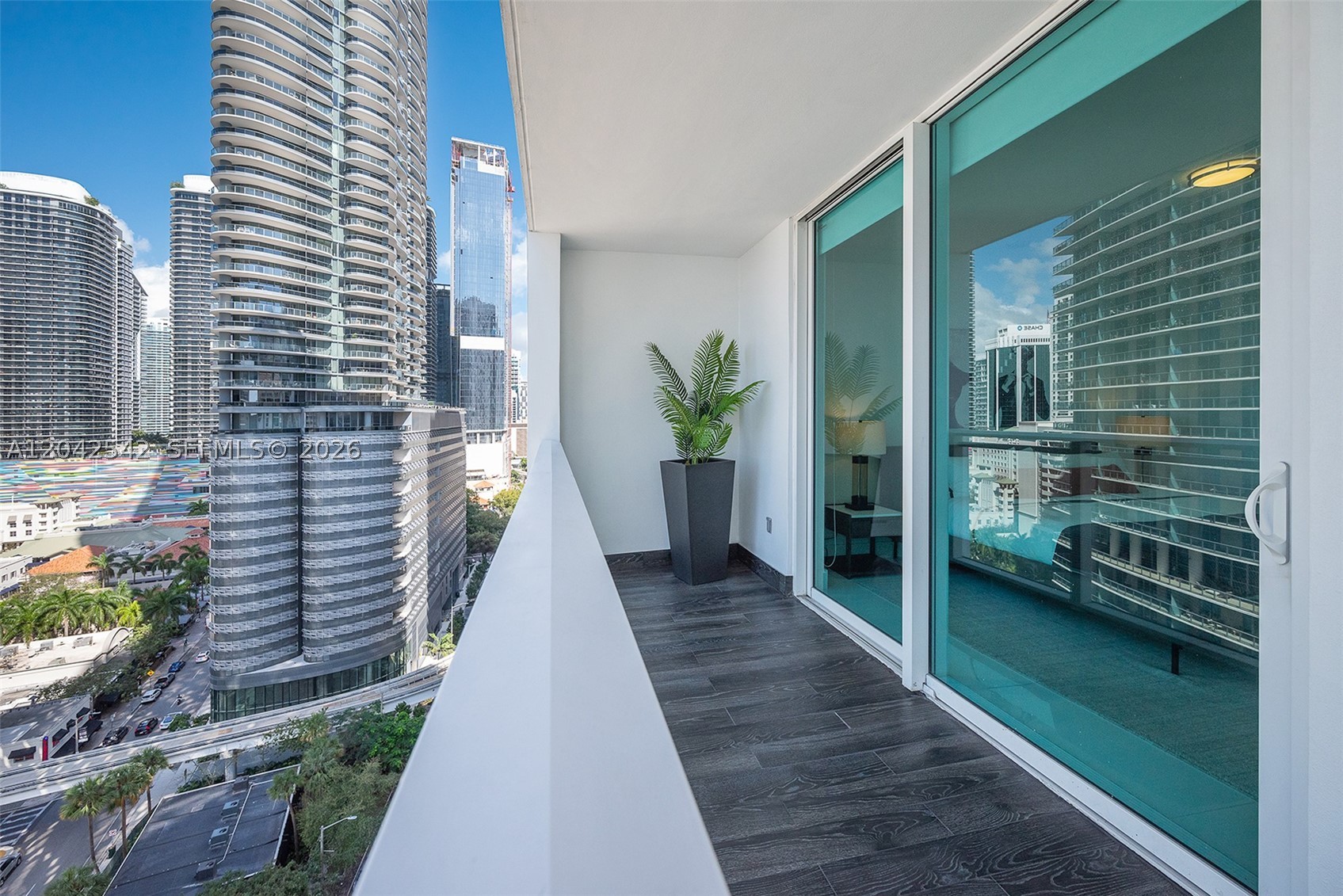 1080 Brickell Ave #1601, Miami FL 33131