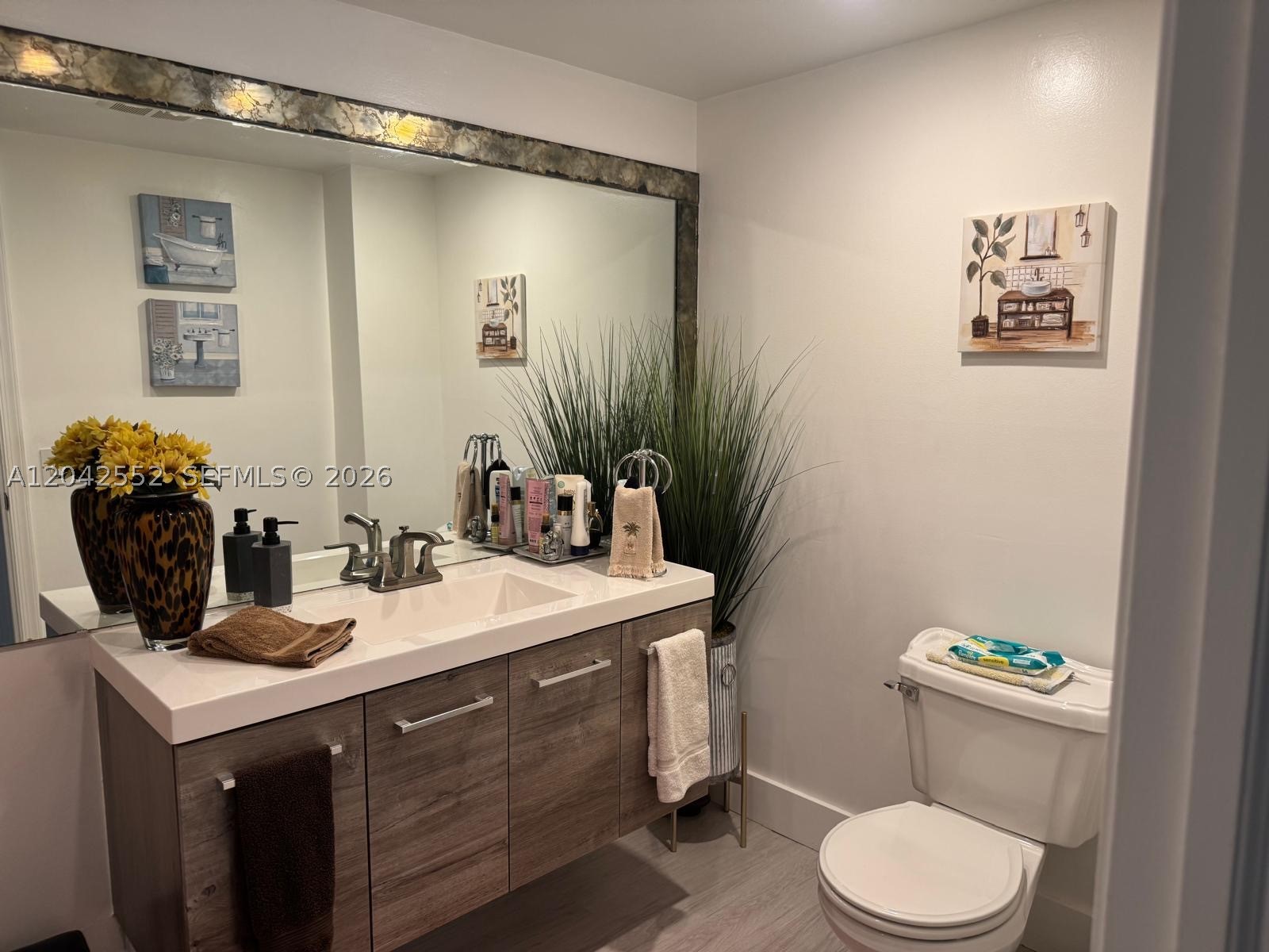 5200 N Ocean Blvd #1012B, Lauderdale By The Sea FL 33308