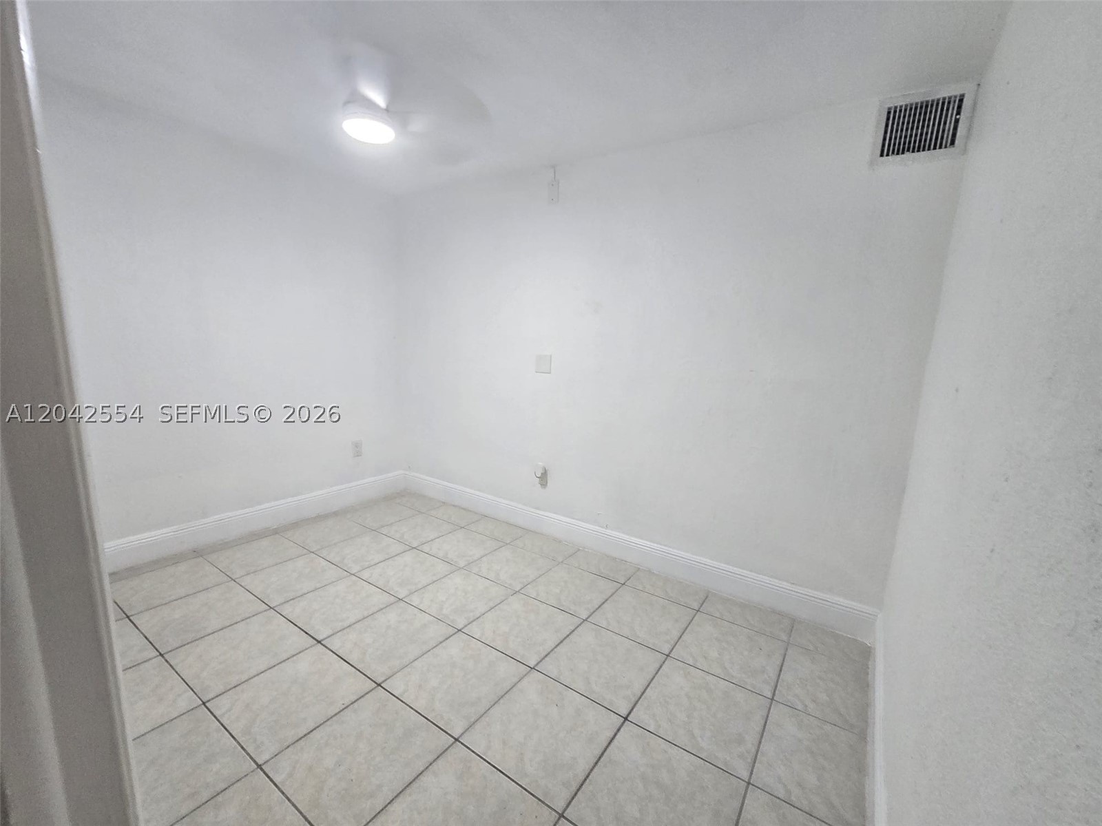 2441 NW 13th St #62, Miami FL 33125