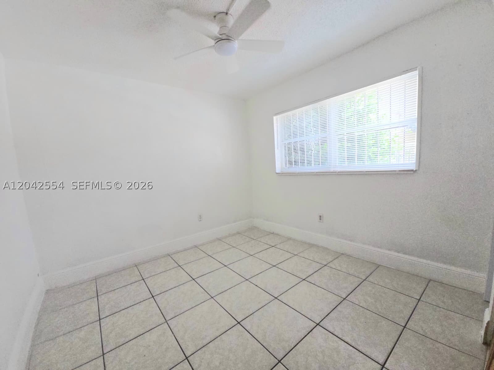 2441 NW 13th St #62, Miami FL 33125
