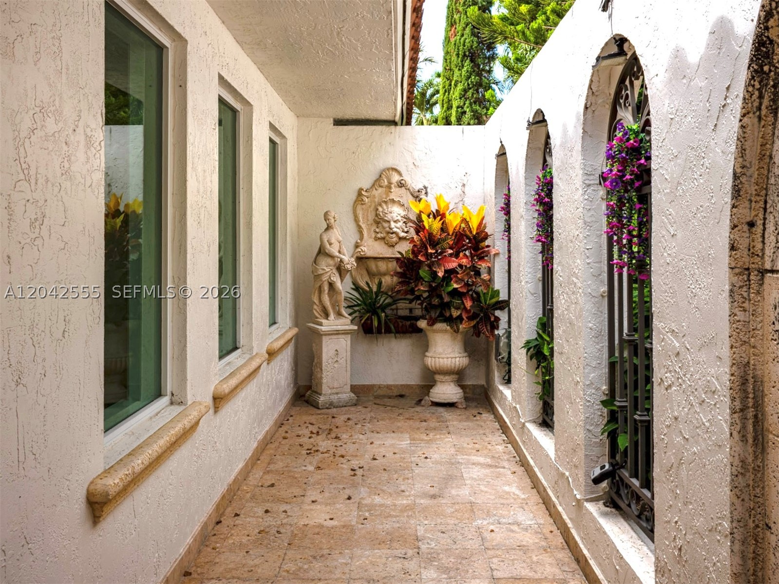 4409 Monserrate St, Coral Gables FL 33146
